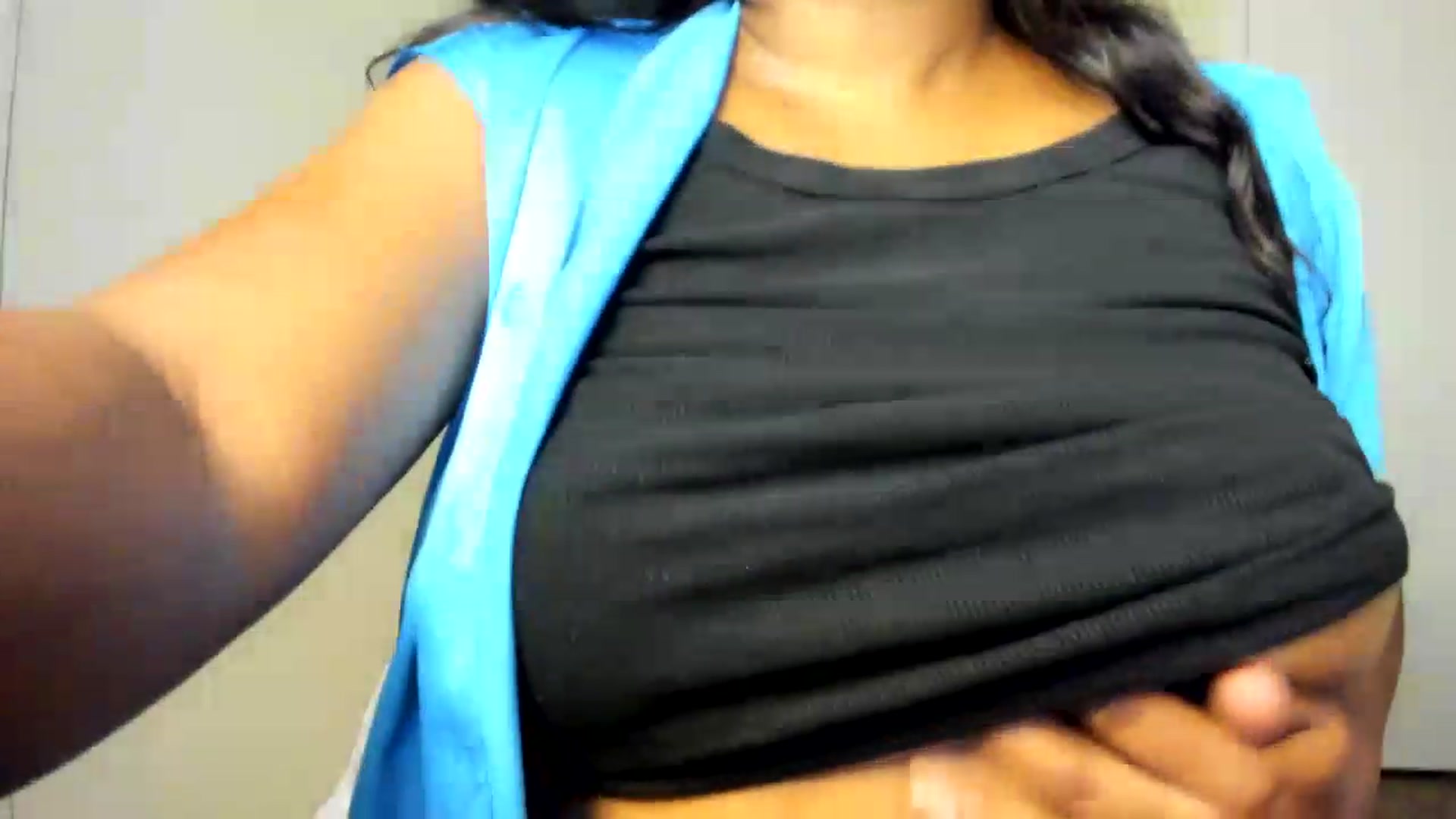 Gallery image thumbnail from Soraya__'s myfreecams stream on, 08/17/2026, 18:48 image 14 of 20