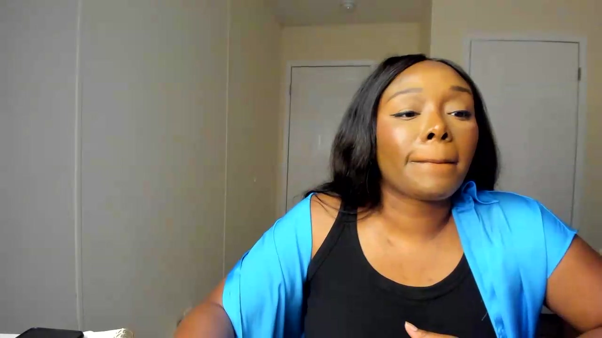 Gallery image thumbnail from Soraya__'s myfreecams stream on, 08/17/2026, 20:02 image 3 of 20