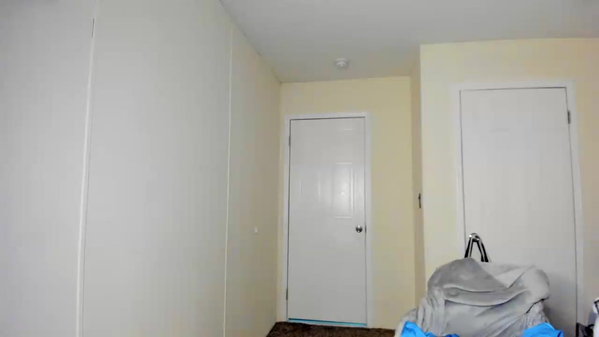 Gallery image thumbnail from Soraya__'s myfreecams stream on, 08/17/2026, 21:18 image 18 of 20