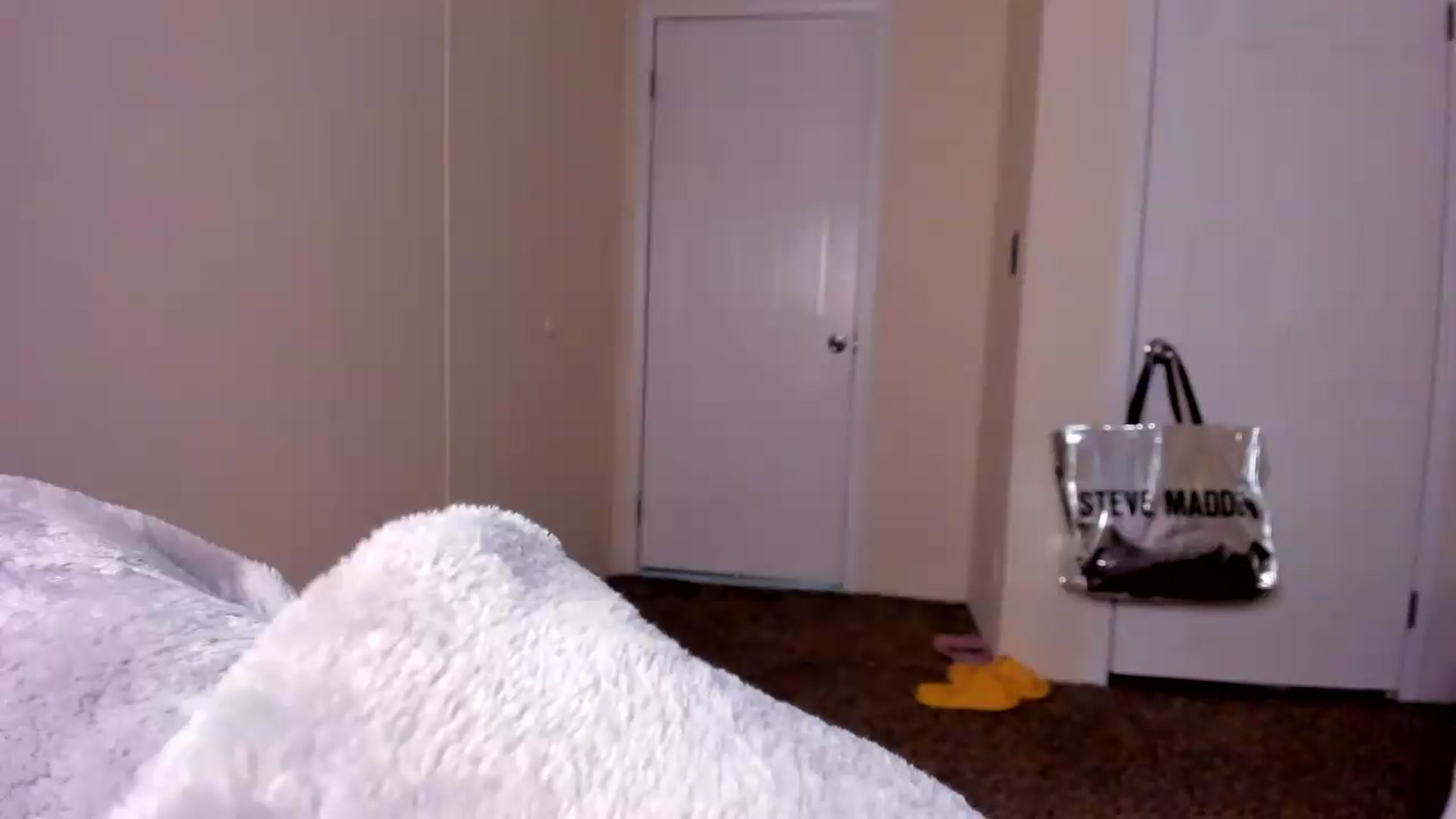 Gallery image thumbnail from Soraya__'s myfreecams stream on, 08/19/2026, 19:42 image 18 of 20