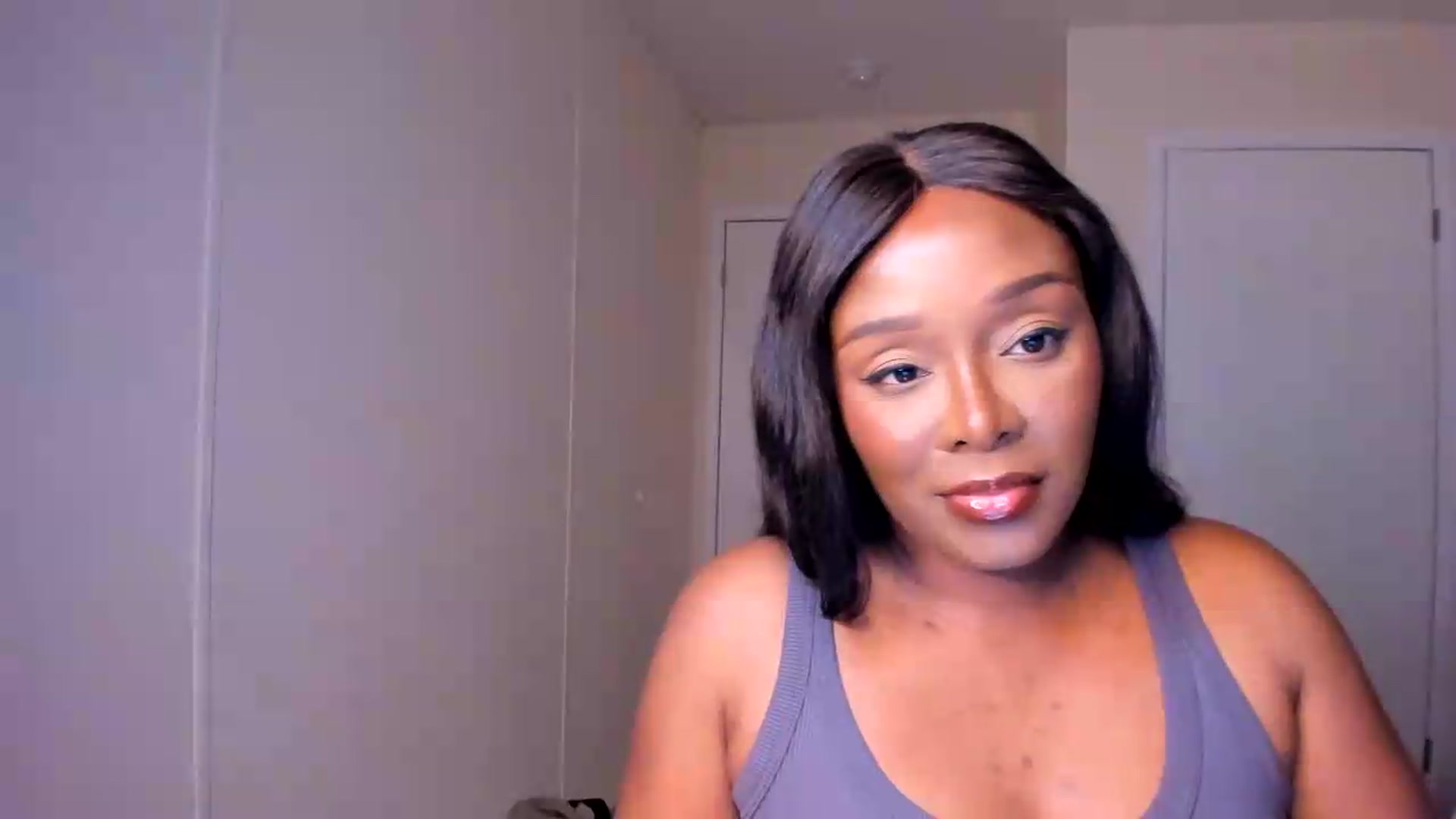 Gallery image thumbnail from Soraya__'s myfreecams stream on, 08/21/2026, 18:34 image 12 of 20