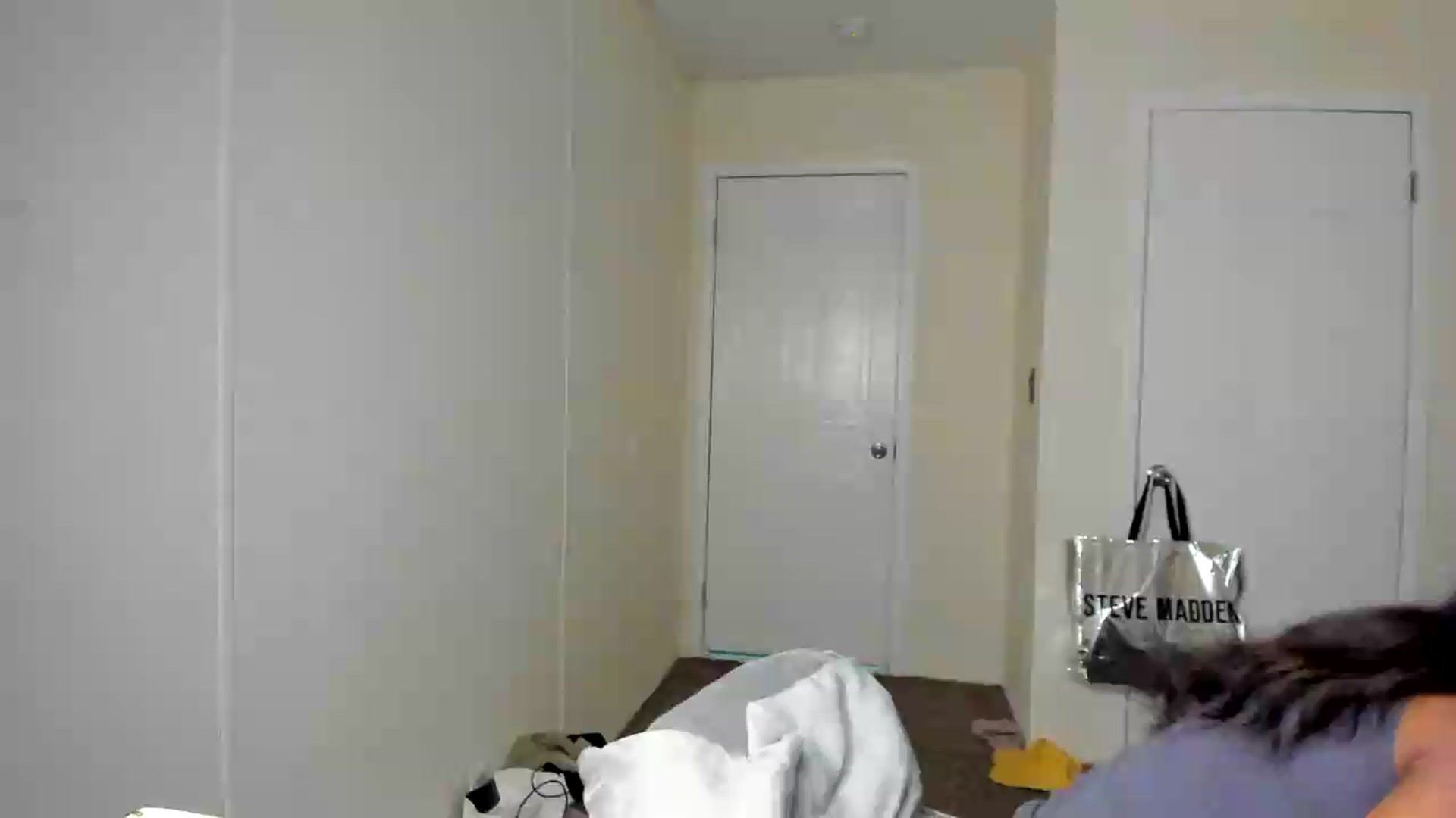 Gallery image thumbnail from Soraya__'s myfreecams stream on, 08/21/2026, 18:34 image 1 of 20