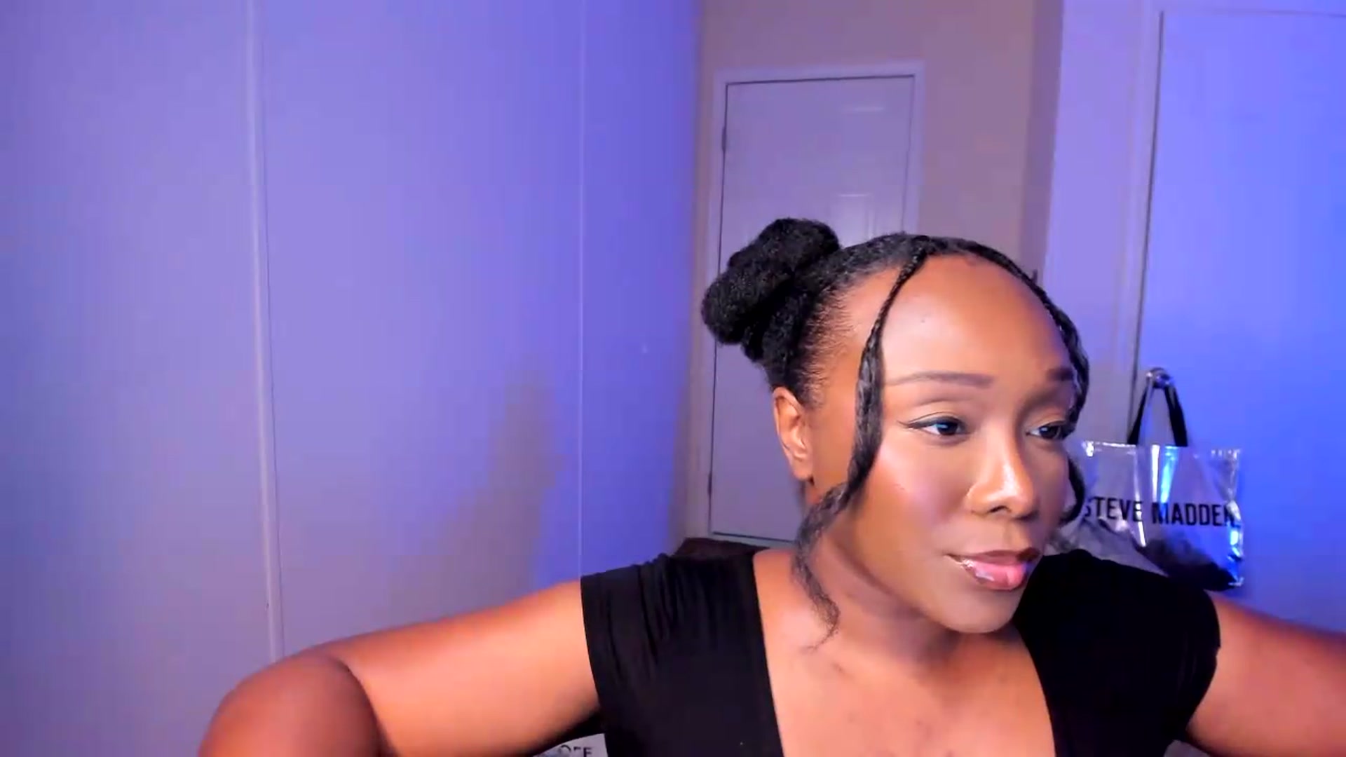 Gallery image thumbnail from Soraya__'s myfreecams stream on, 08/28/2026, 16:11 image 2 of 20