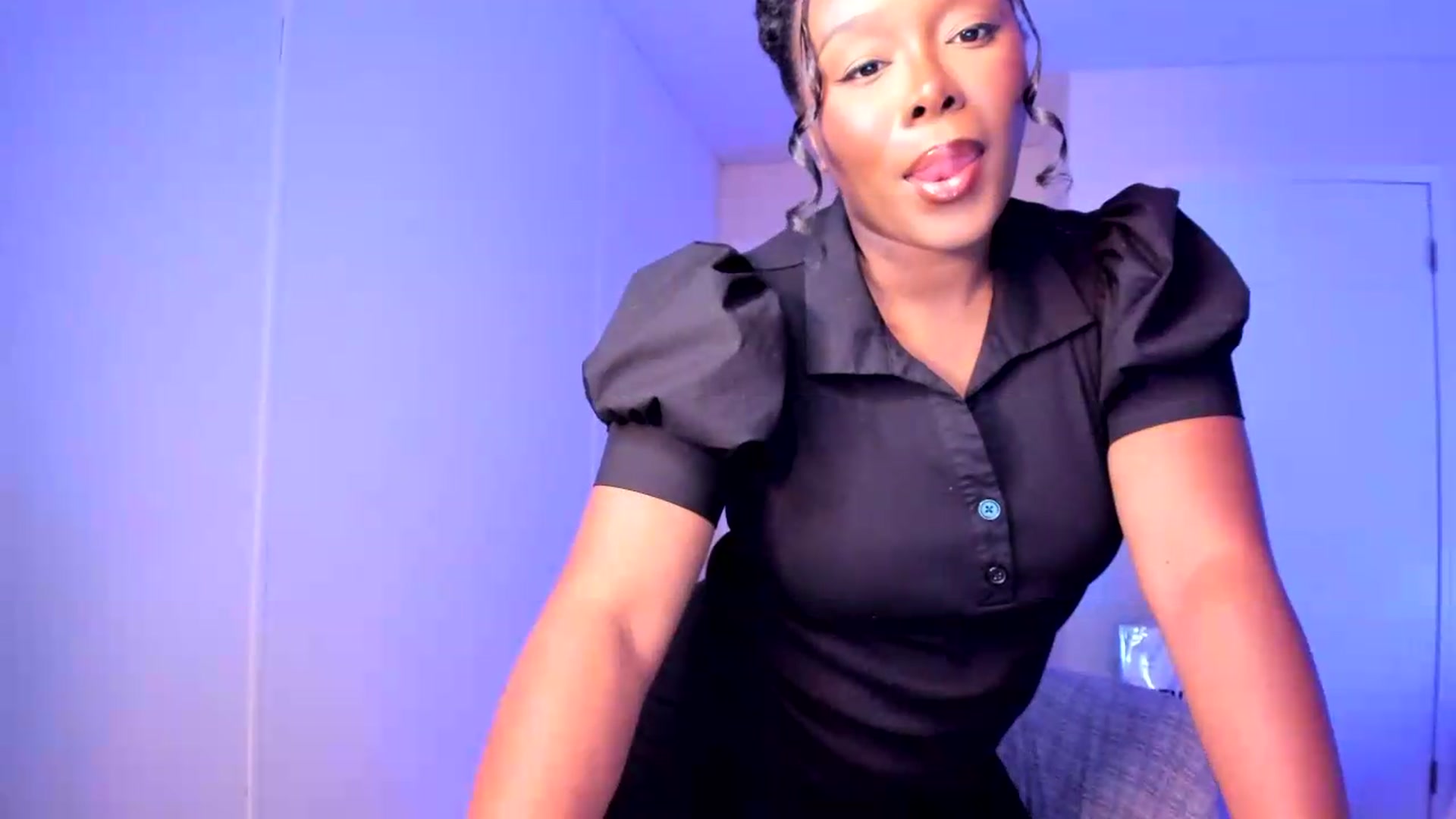 Gallery image thumbnail from Soraya__'s myfreecams stream on, 09/01/2026, 16:47 image 11 of 20