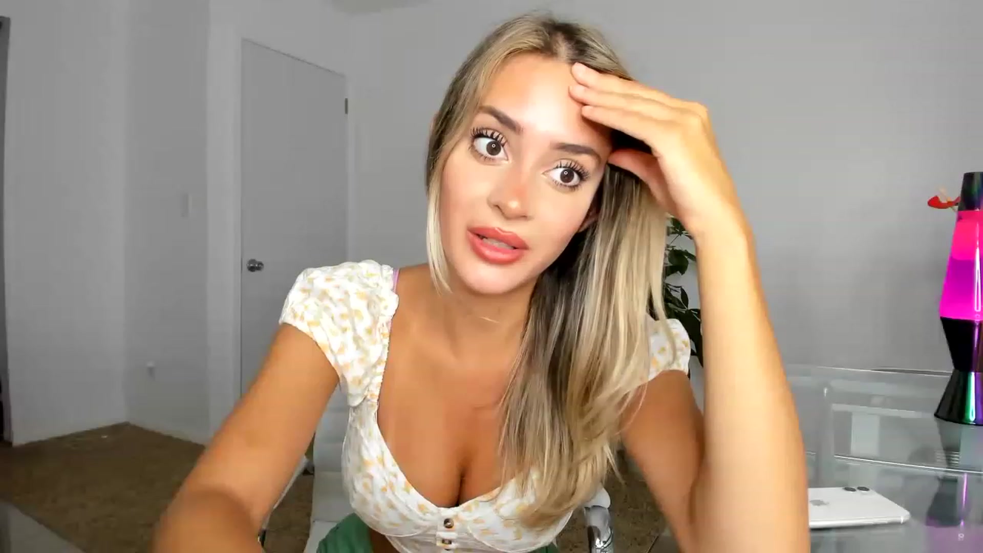 Gallery image thumbnail from SororityGirly's myfreecams stream on, 07/26/2023, 03:04 image 1 of 20