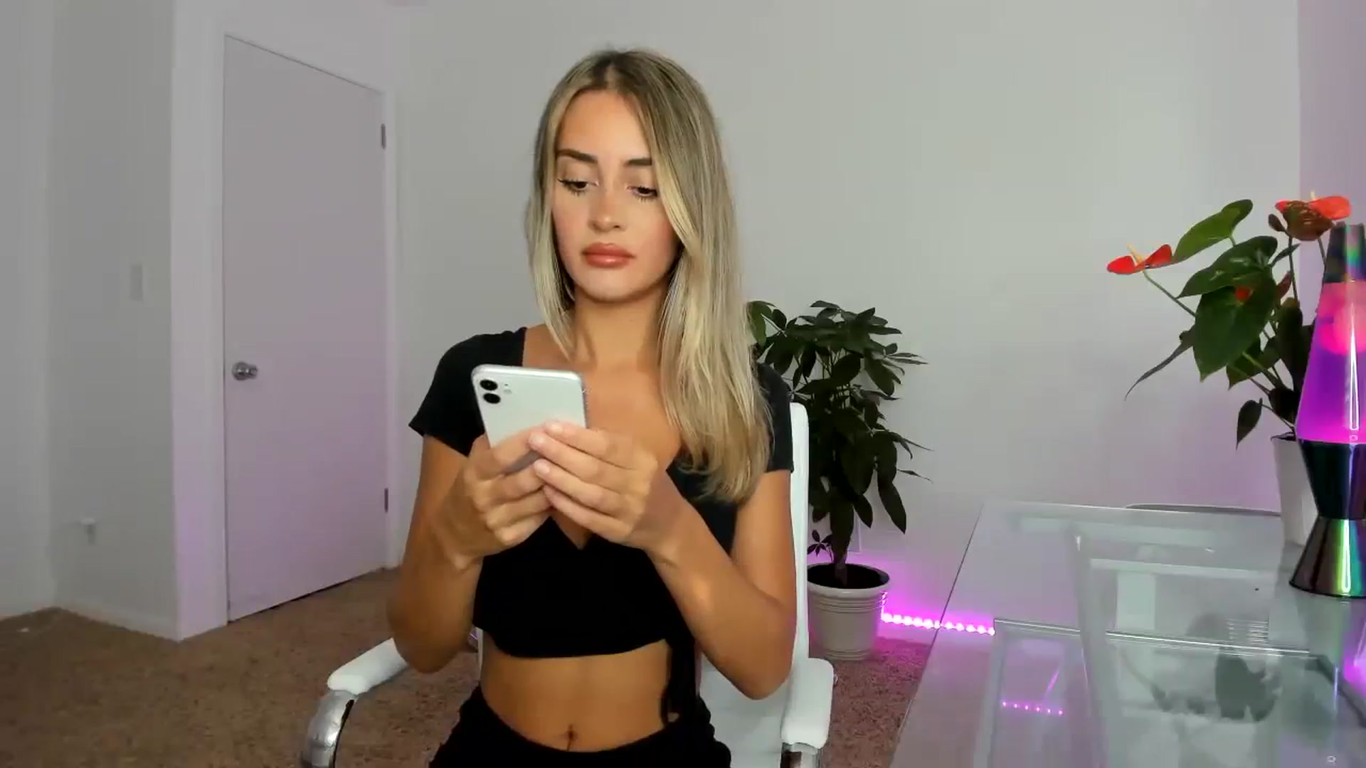 Gallery image thumbnail from SororityGirly's myfreecams stream on, 07/31/2023, 21:59 image 19 of 20