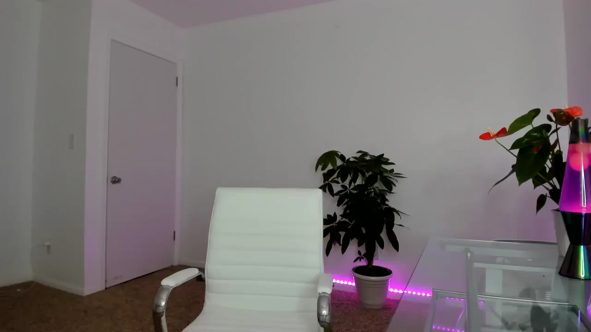 Gallery image thumbnail from SororityGirly's myfreecams stream on, 07/31/2023, 23:49 image 3 of 20