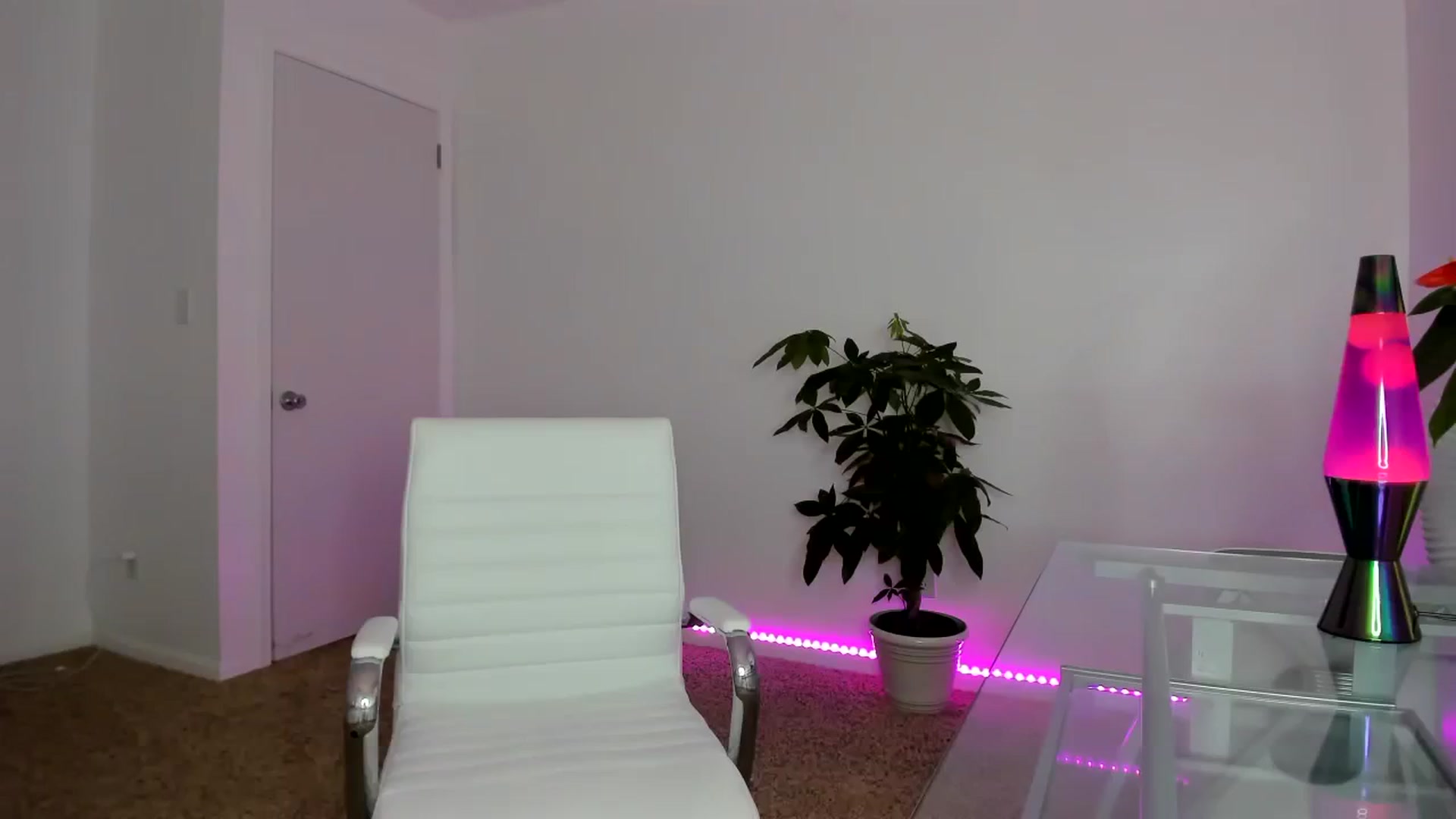 Gallery image thumbnail from SororityGirly's myfreecams stream on, 08/09/2023, 24:45 image 1 of 20