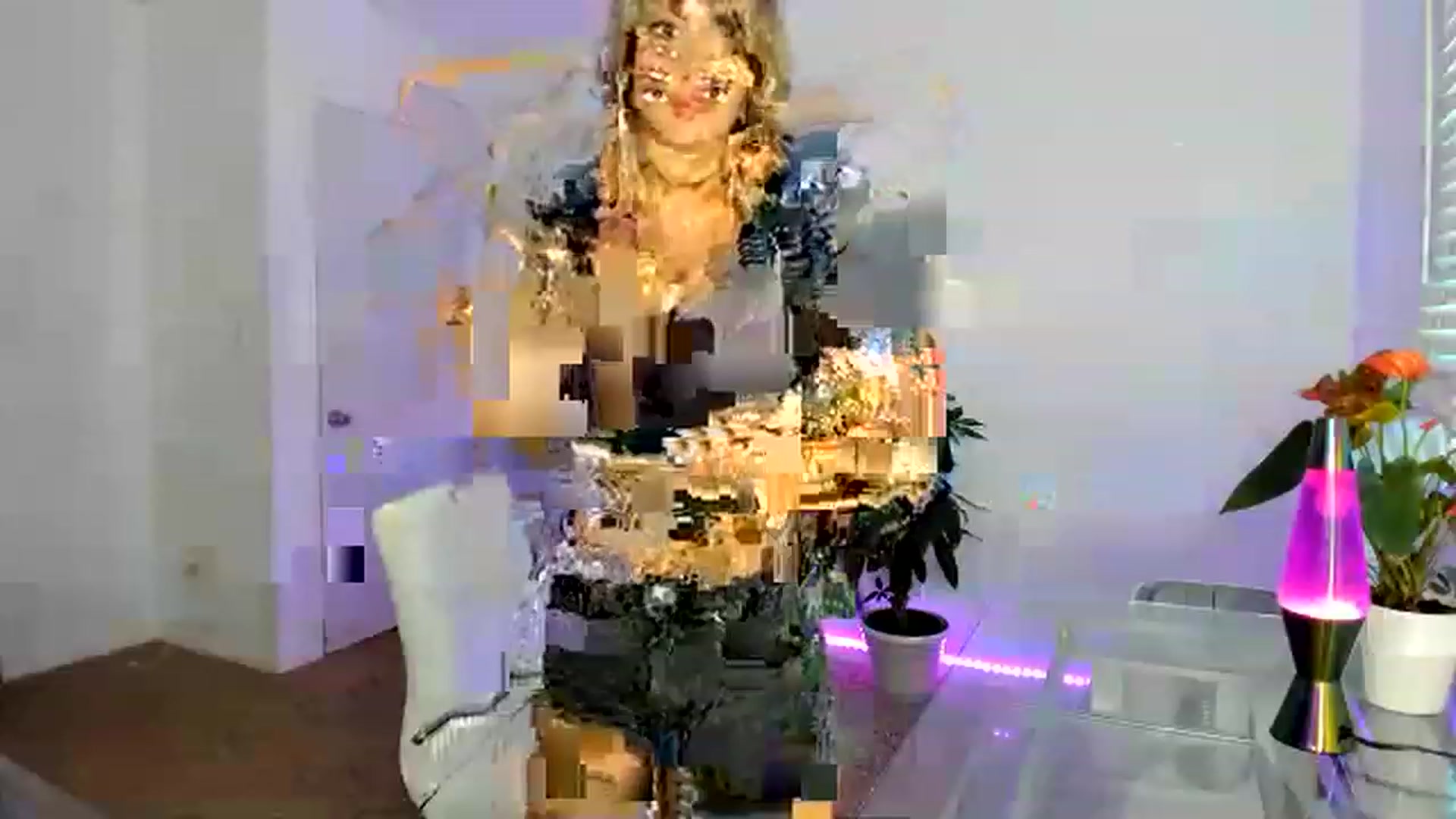 Gallery image thumbnail from SororityGirly's myfreecams stream on, 08/19/2023, 23:38 image 9 of 20