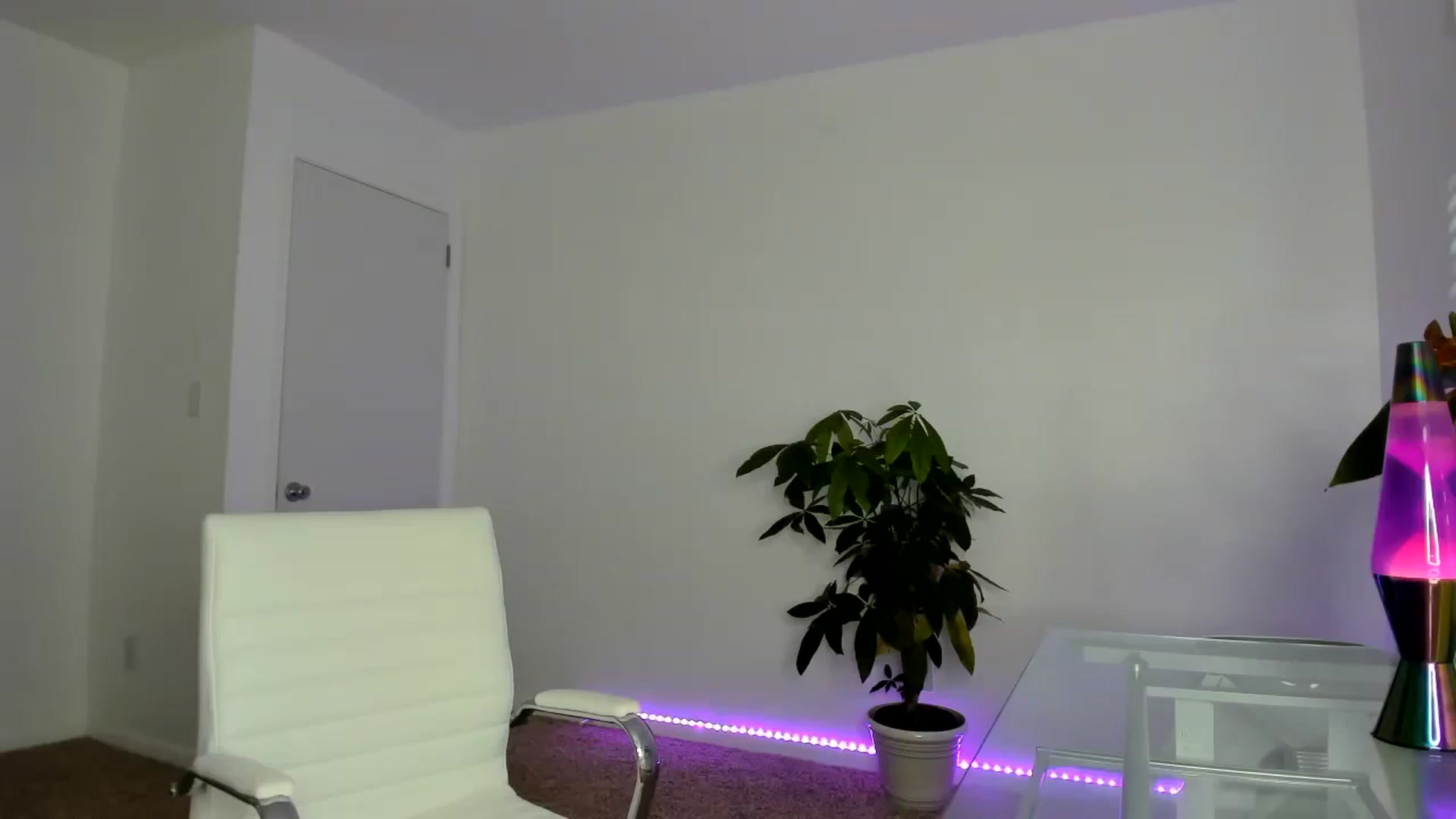 Gallery image thumbnail from SororityGirly's myfreecams stream on, 08/30/2023, 23:32 image 14 of 20