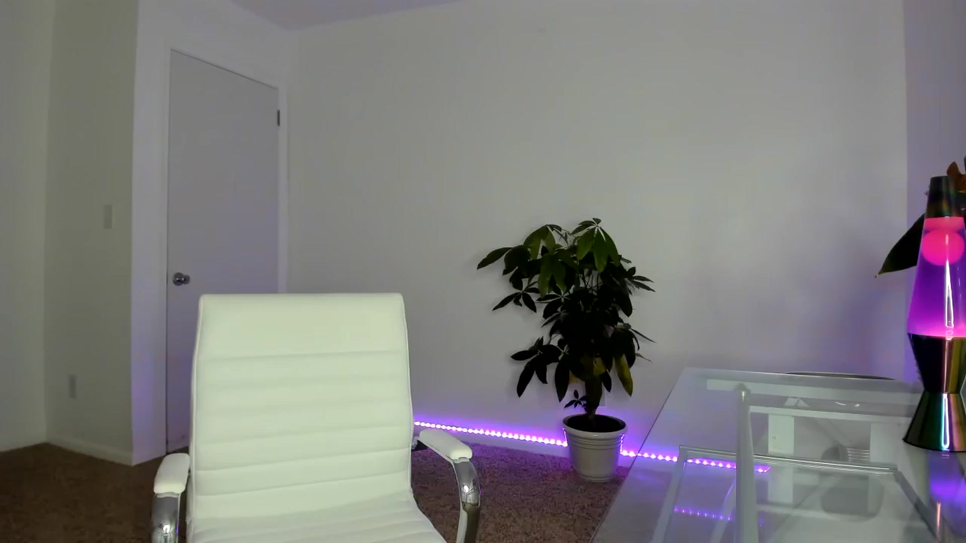 Gallery image thumbnail from SororityGirly's myfreecams stream on, 08/31/2023, 24:25 image 4 of 20
