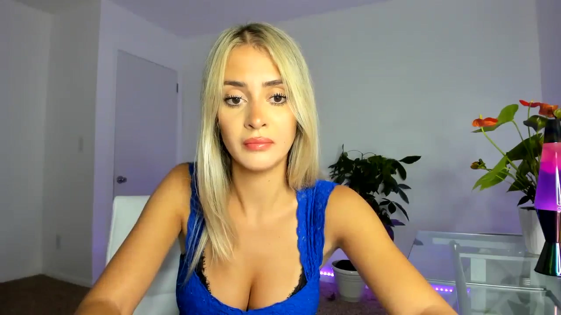 Gallery image thumbnail from SororityGirly's myfreecams stream on, 09/06/2023, 24:00 image 18 of 20