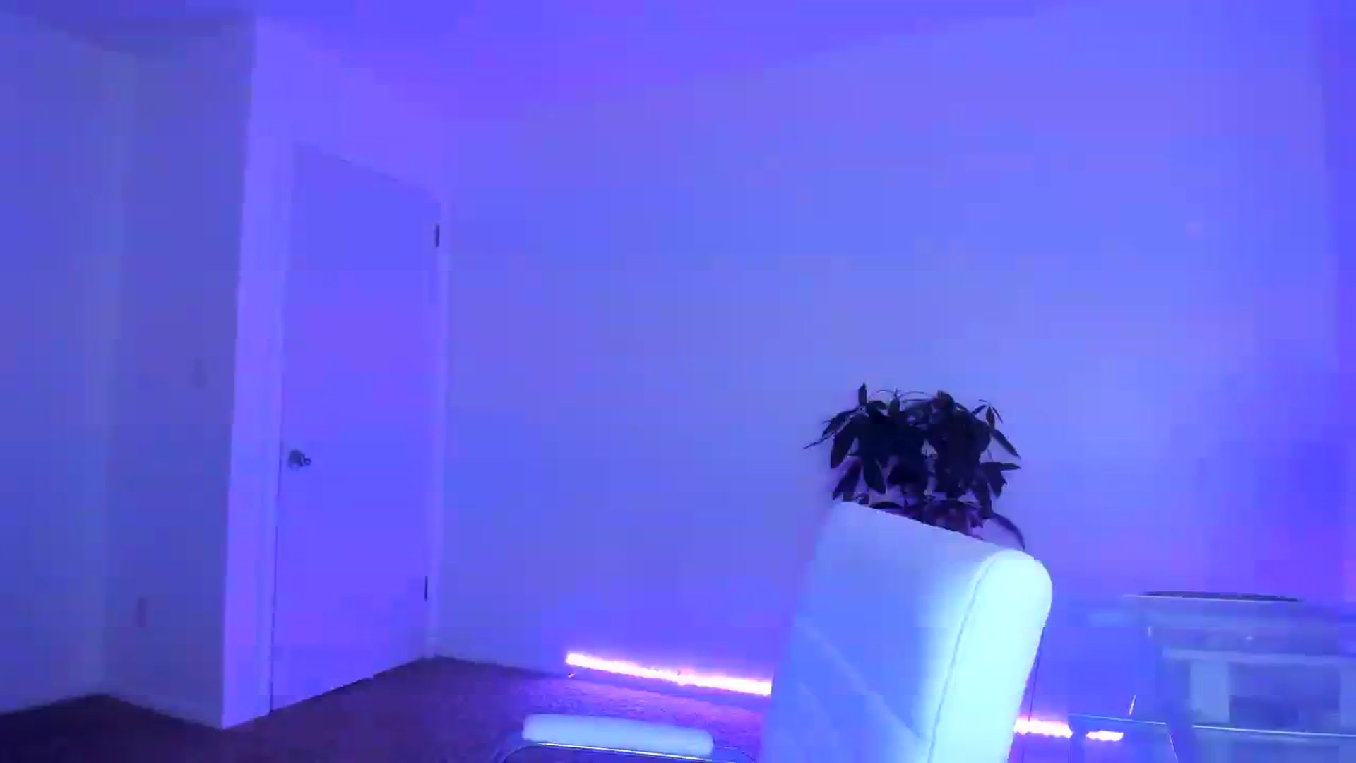 Gallery image thumbnail from SororityGirly's myfreecams stream on, 09/17/2023, 24:01 image 12 of 20