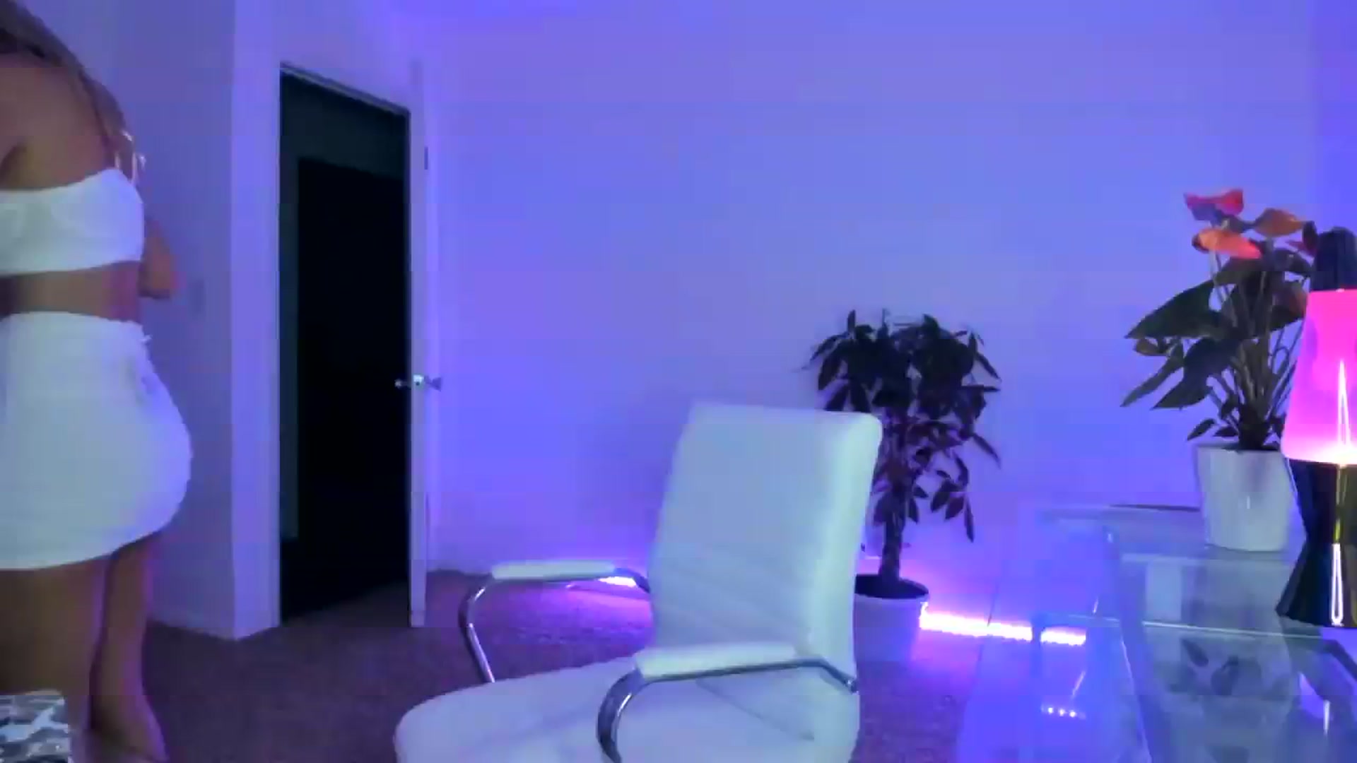 Gallery image thumbnail from SororityGirly's myfreecams stream on, 09/20/2023, 24:12 image 3 of 20