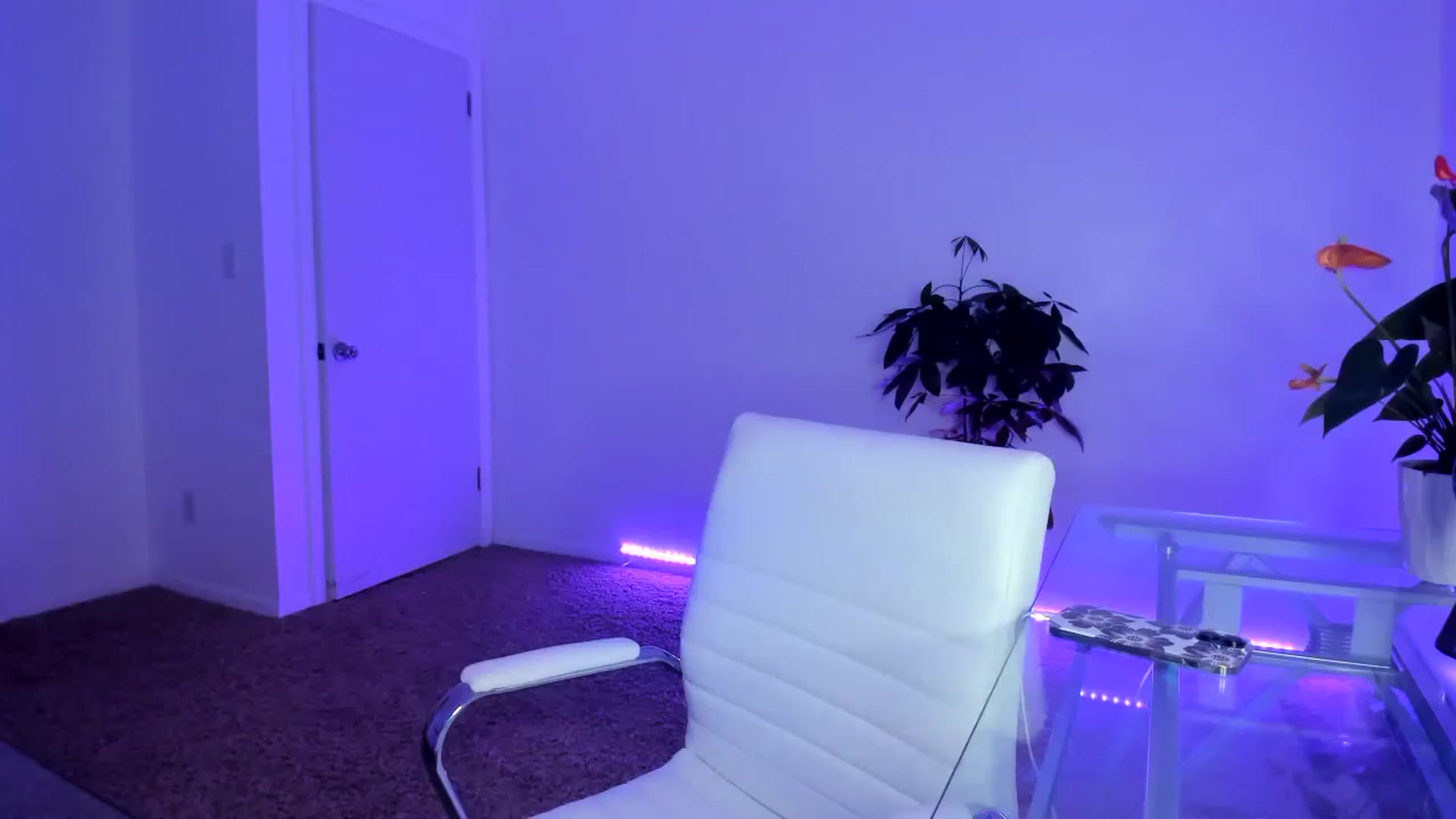 Gallery image thumbnail from SororityGirly's myfreecams stream on, 10/20/2023, 24:36 image 11 of 20