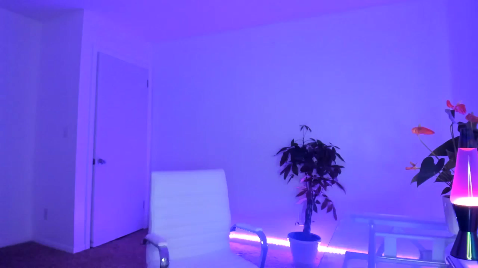 Gallery image thumbnail from SororityGirly's myfreecams stream on, 10/22/2023, 23:00 image 19 of 20