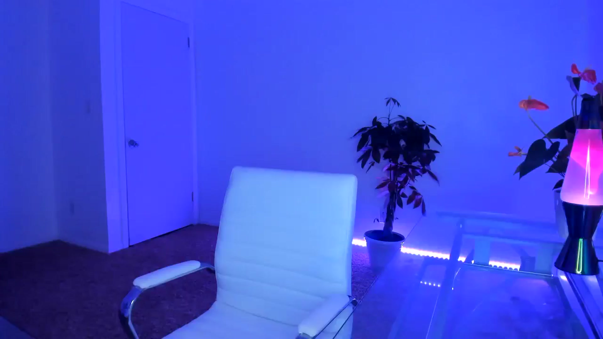 Gallery image thumbnail from SororityGirly's myfreecams stream on, 10/23/2023, 24:36 image 7 of 20