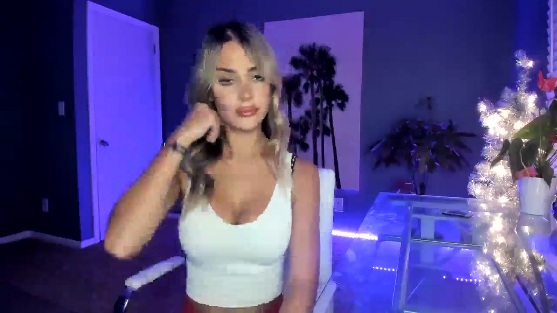Gallery image thumbnail from SororityGirly's myfreecams stream on, 11/24/2023, 02:23 image 5 of 20
