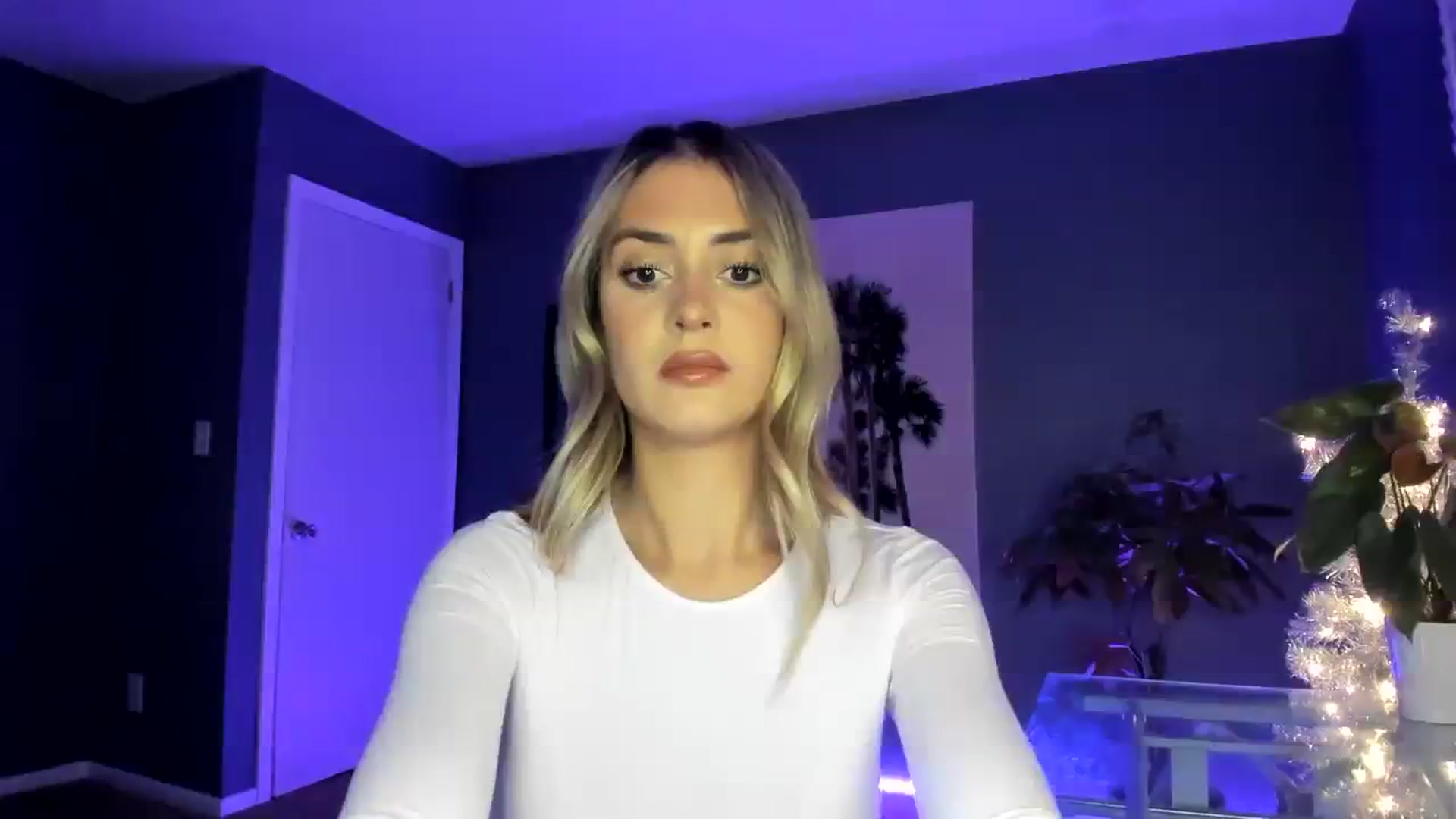 Gallery image thumbnail from SororityGirly's myfreecams stream on, 11/30/2023, 23:48 image 1 of 20