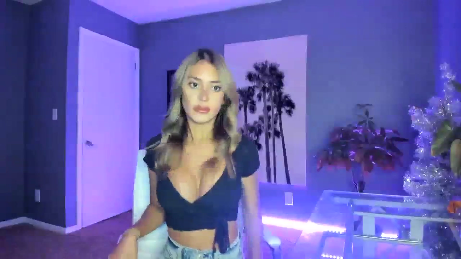 Gallery image thumbnail from SororityGirly's myfreecams stream on, 01/18/2024, 24:41 image 4 of 20