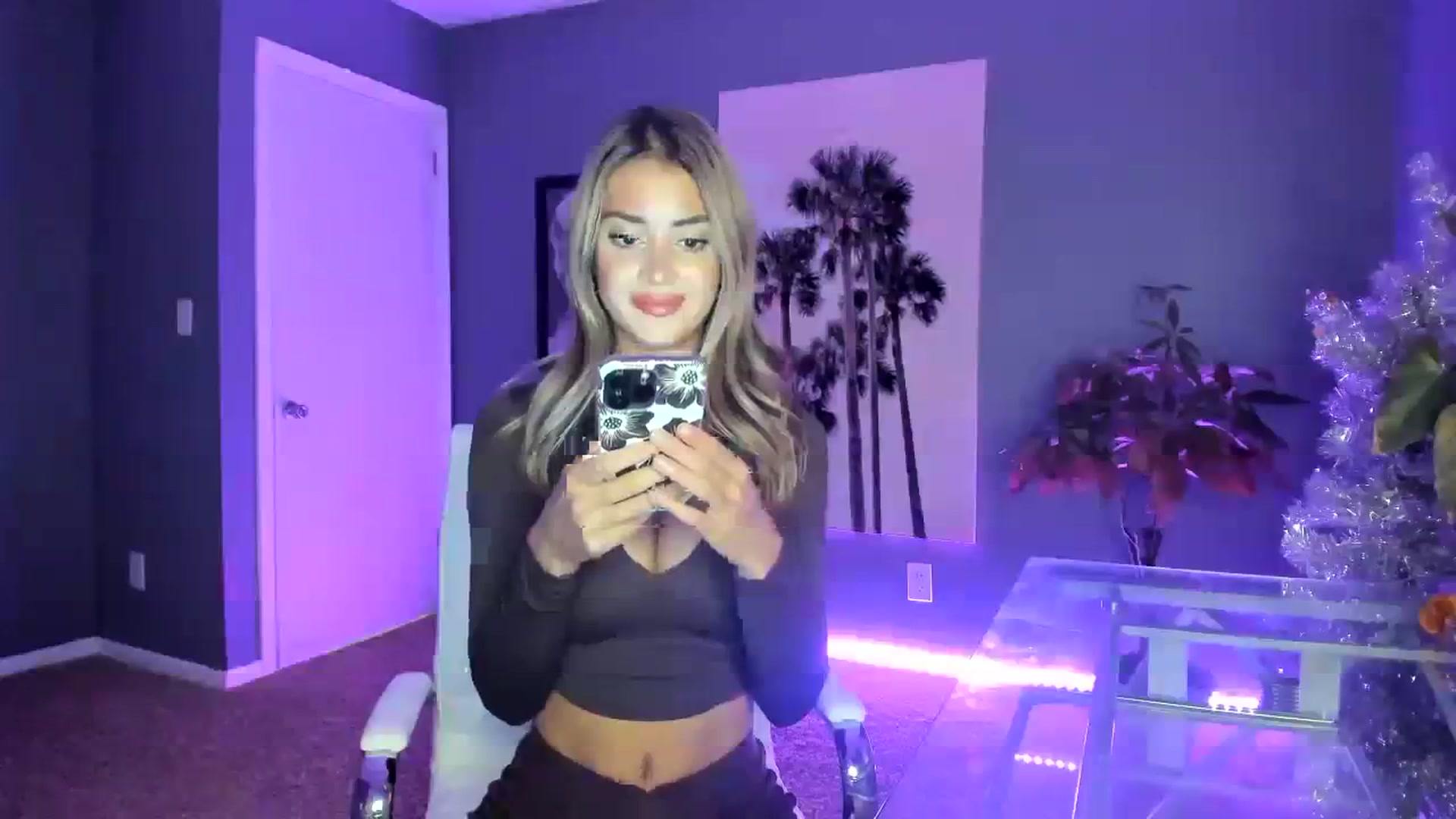 Gallery image thumbnail from SororityGirly's myfreecams stream on, 01/19/2024, 01:14 image 9 of 20
