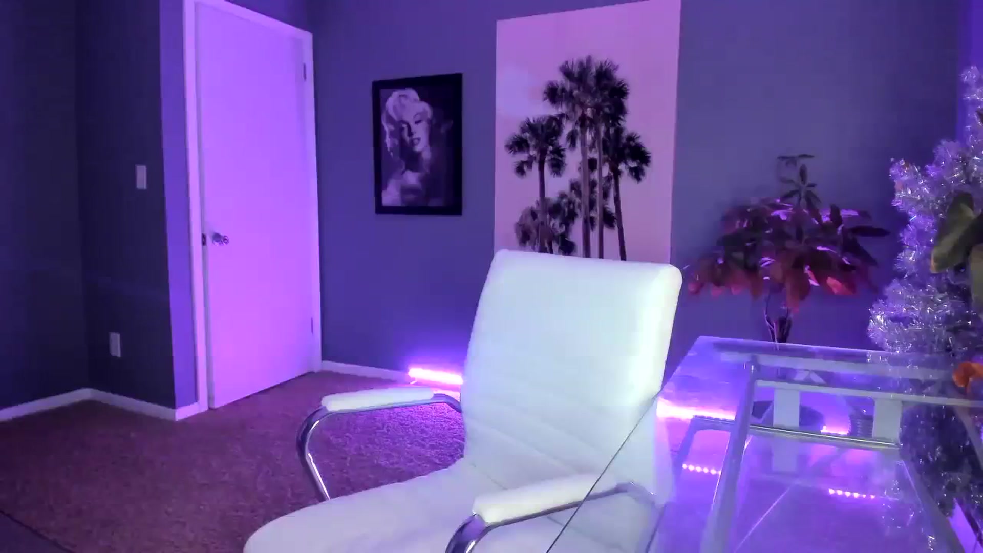 Gallery image thumbnail from SororityGirly's myfreecams stream on, 01/21/2024, 23:42 image 18 of 20