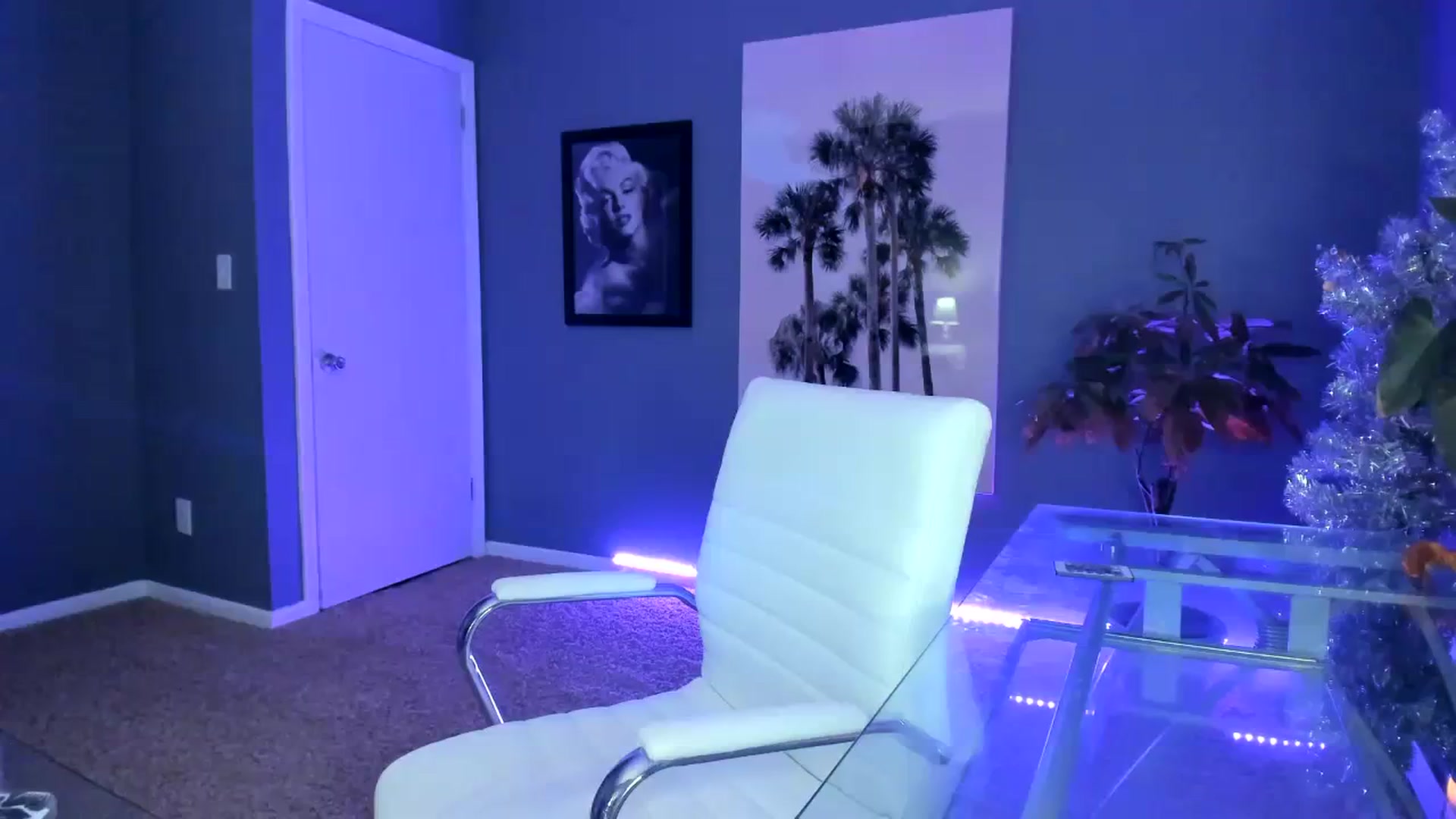 Gallery image thumbnail from SororityGirly's myfreecams stream on, 01/23/2024, 23:51 image 15 of 20