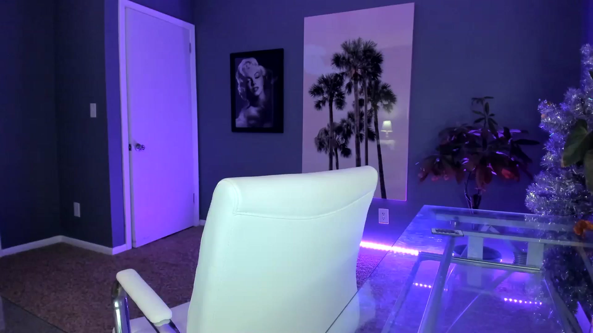 Gallery image thumbnail from SororityGirly's myfreecams stream on, 01/24/2024, 01:38 image 12 of 20