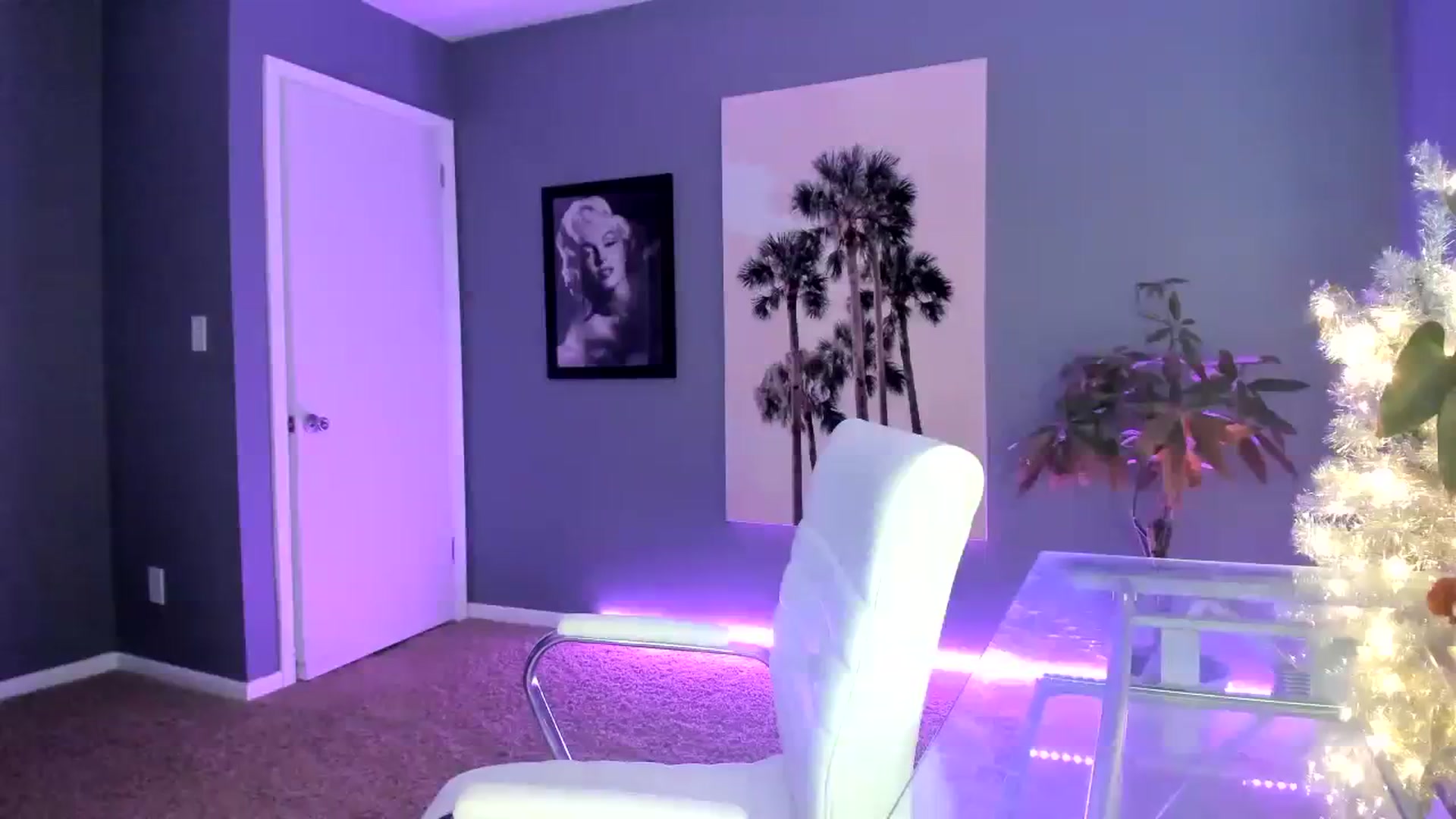 Gallery image thumbnail from SororityGirly's myfreecams stream on, 01/28/2024, 22:26 image 4 of 20