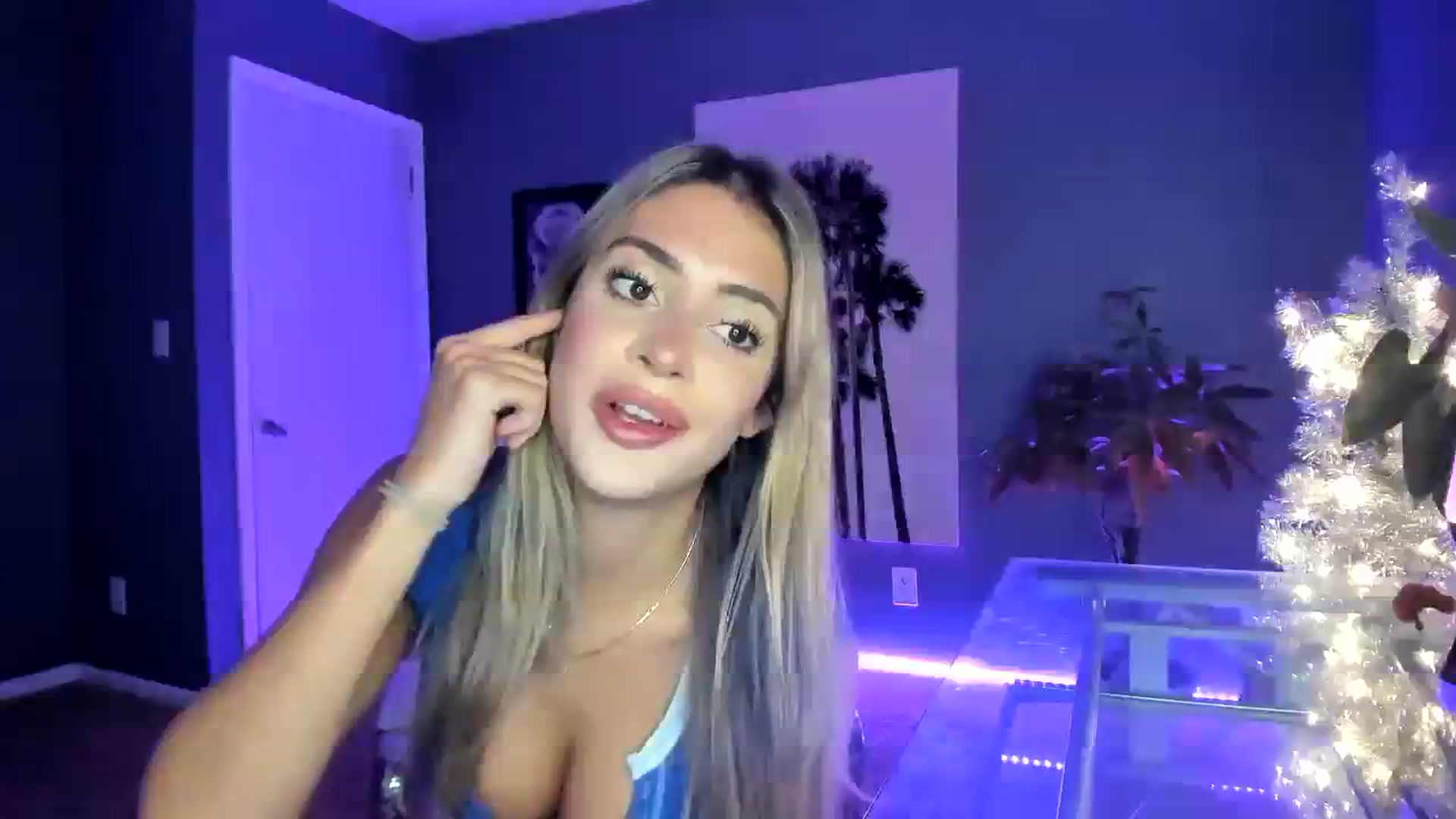 Gallery image thumbnail from SororityGirly's myfreecams stream on, 01/28/2024, 22:47 image 1 of 20