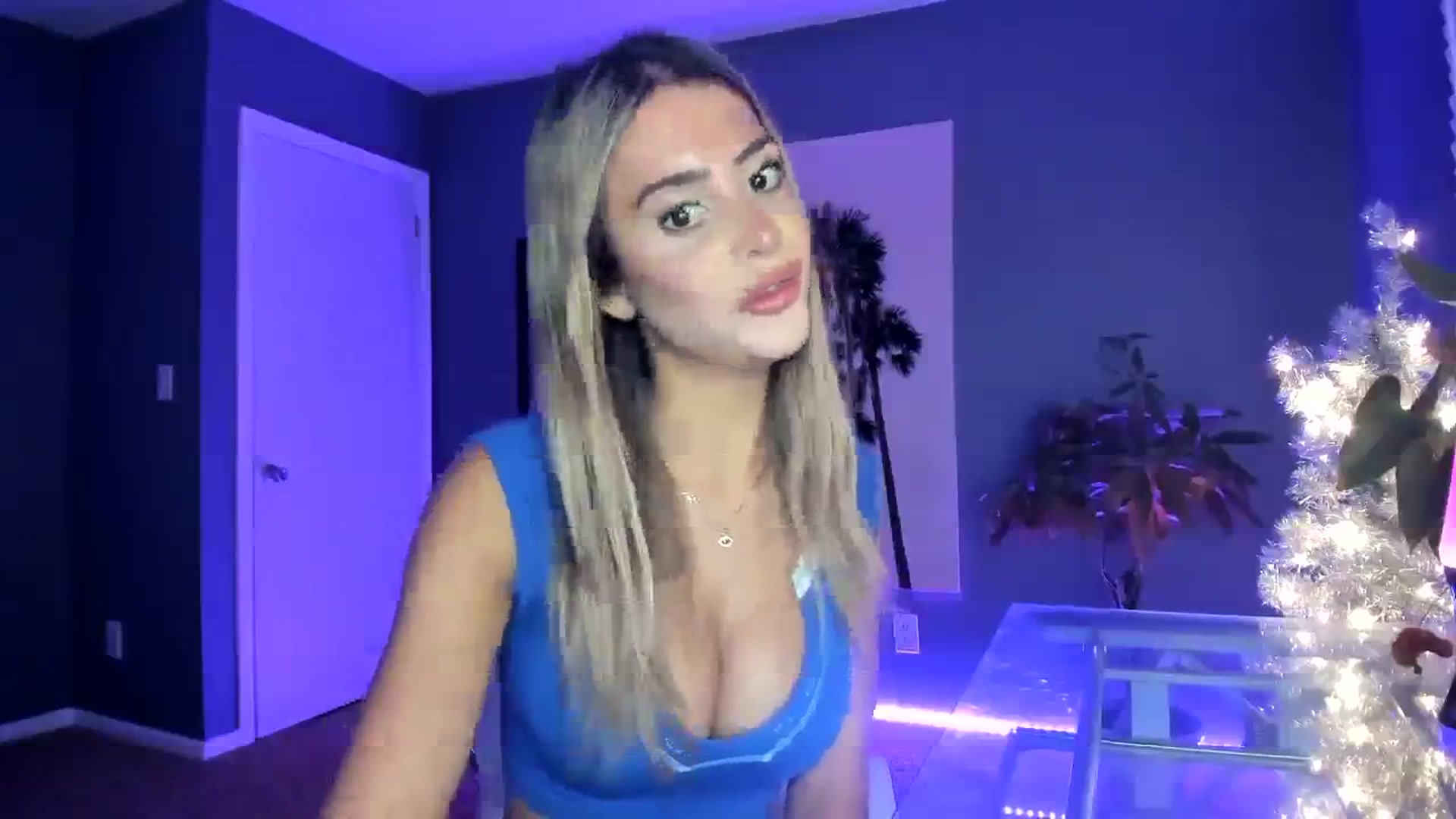 Gallery image thumbnail from SororityGirly's myfreecams stream on, 01/28/2024, 22:47 image 11 of 20