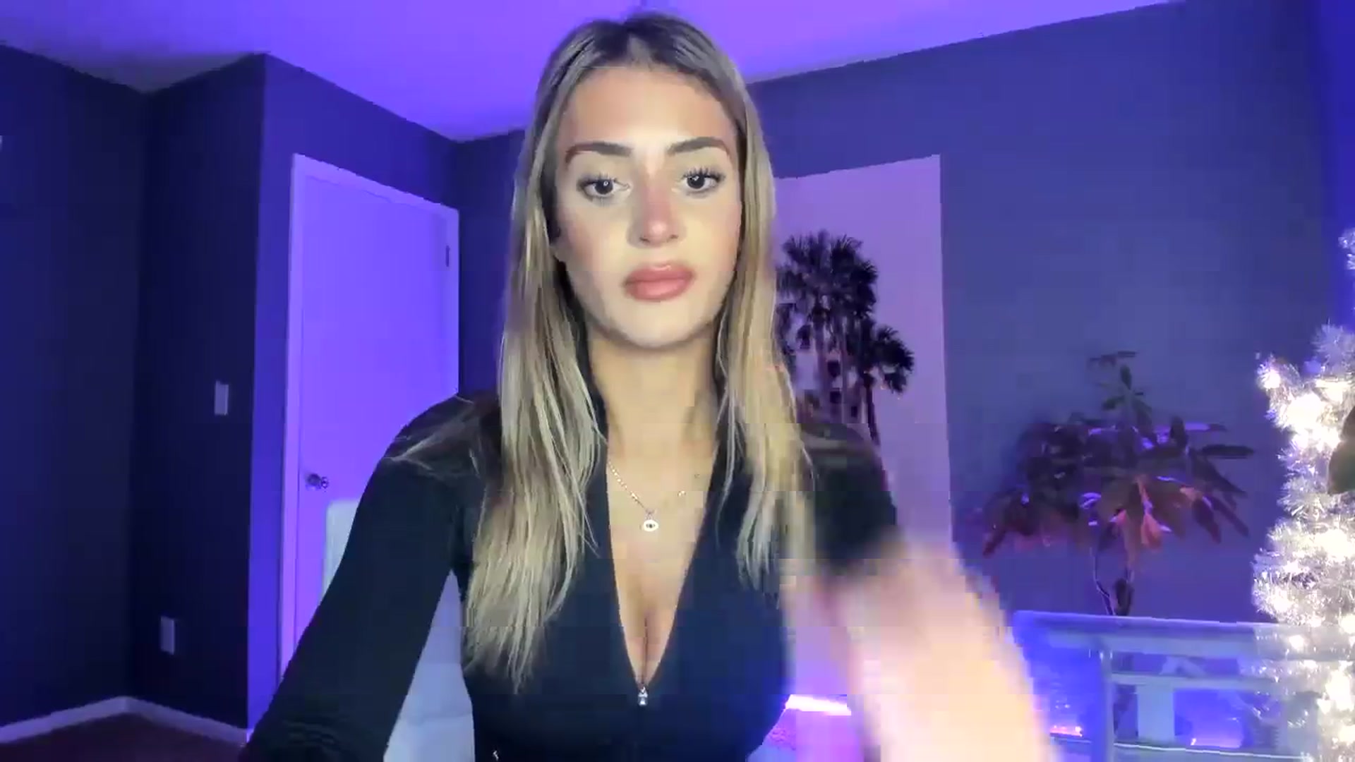 Gallery image thumbnail from SororityGirly's myfreecams stream on, 01/29/2024, 22:40 image 3 of 20