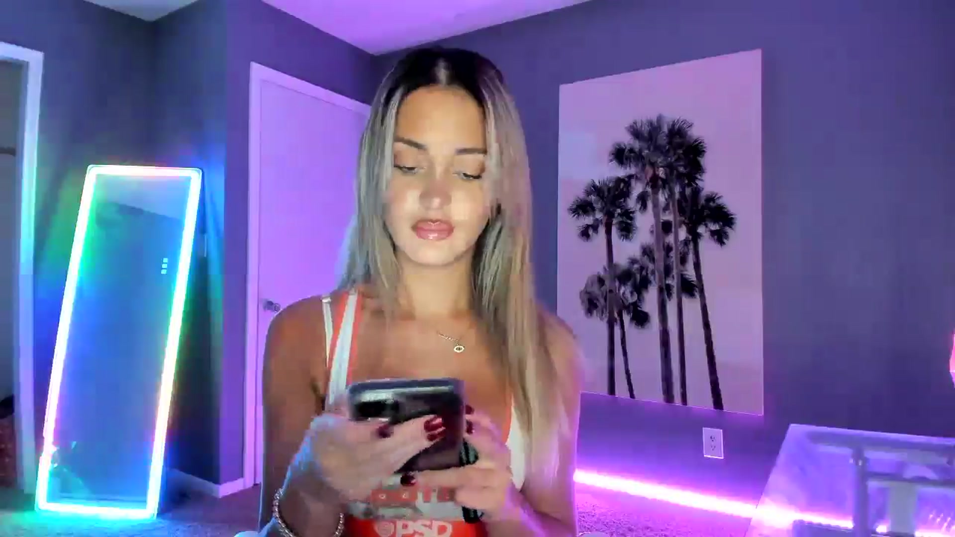 Gallery image thumbnail from SororityGirly's myfreecams stream on, 01/20/2025, 03:16 image 20 of 20
