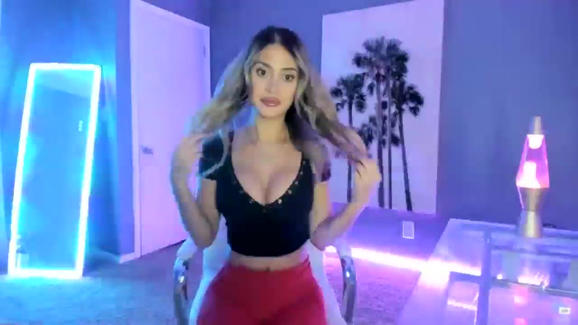 Gallery image thumbnail from SororityGirly's myfreecams stream on, 02/26/2025, 02:03 image 8 of 20
