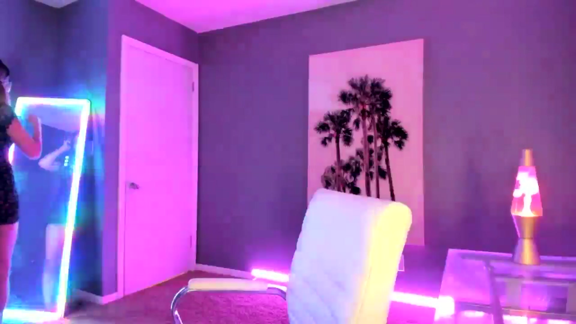 Gallery image thumbnail from SororityGirly's myfreecams stream on, 04/05/2025, 01:17 image 9 of 20