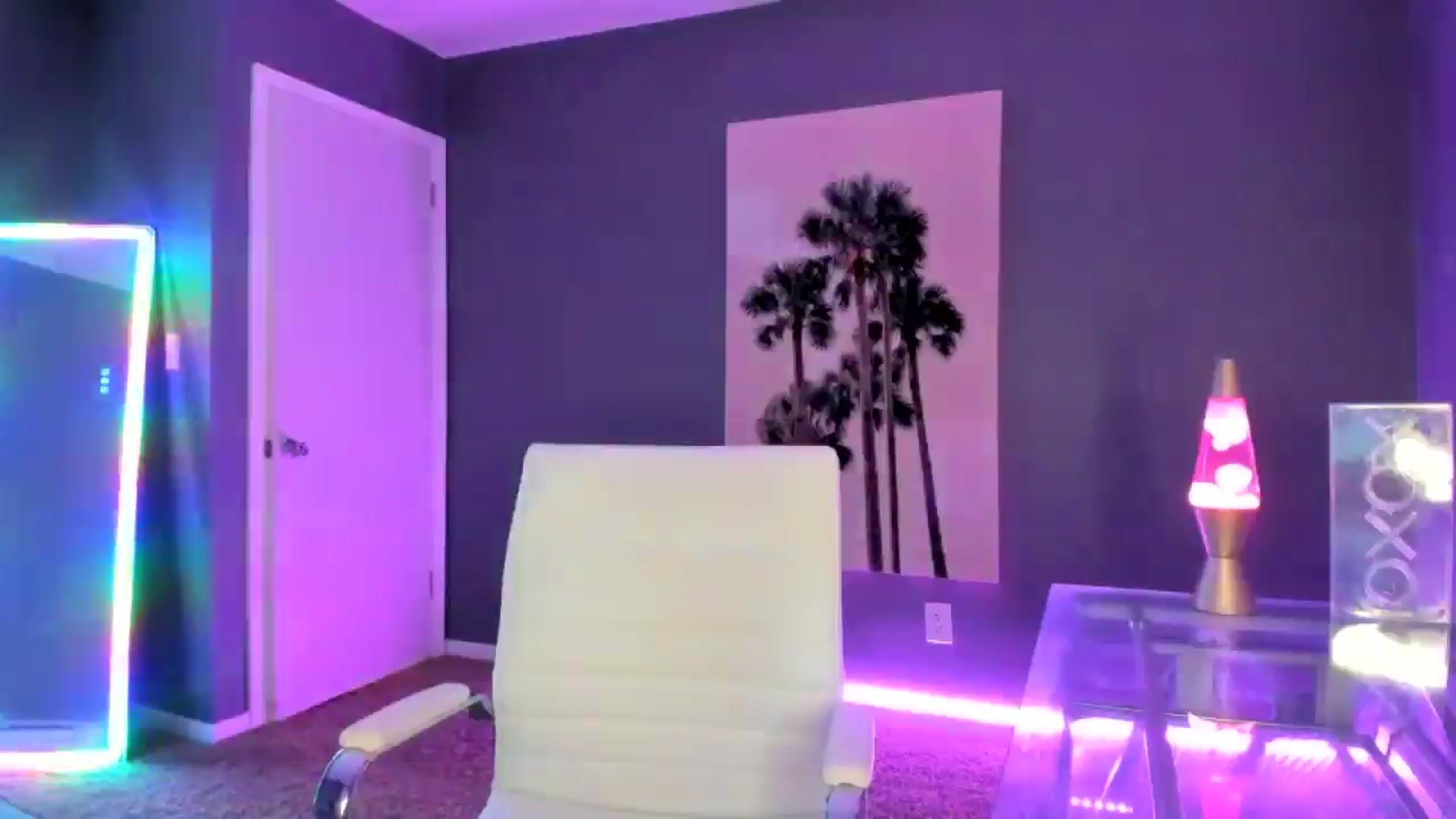 Gallery image thumbnail from SororityGirly's myfreecams stream on, 04/20/2025, 05:07 image 2 of 20