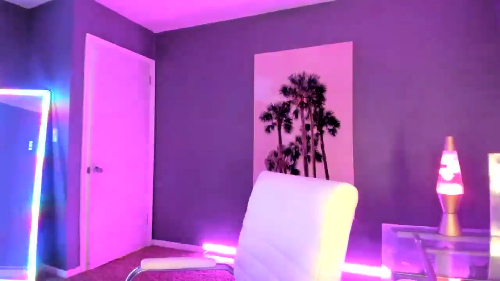 Gallery image thumbnail from SororityGirly's myfreecams stream on, 04/24/2025, 02:36 image 11 of 20