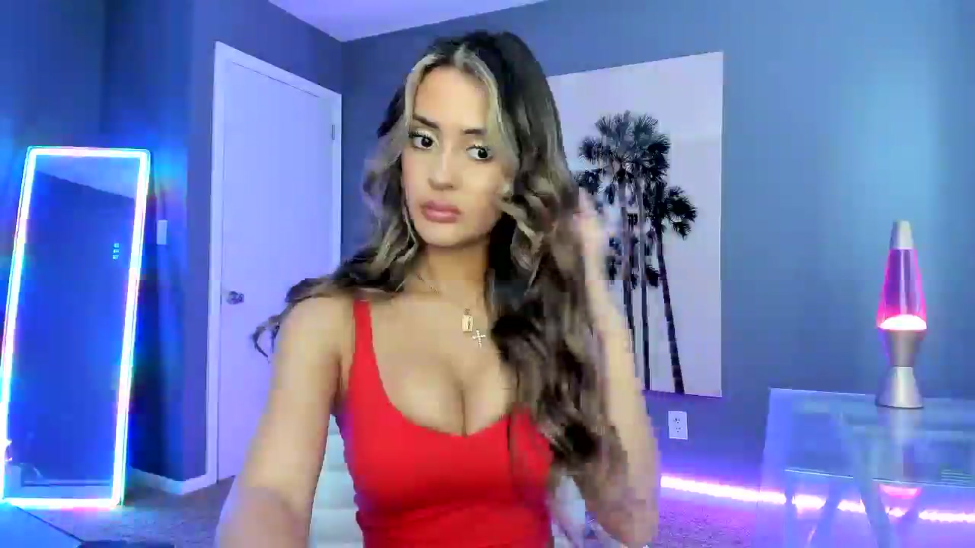Gallery image thumbnail from SororityGirly's myfreecams stream on, 06/05/2025, 22:27 image 5 of 20