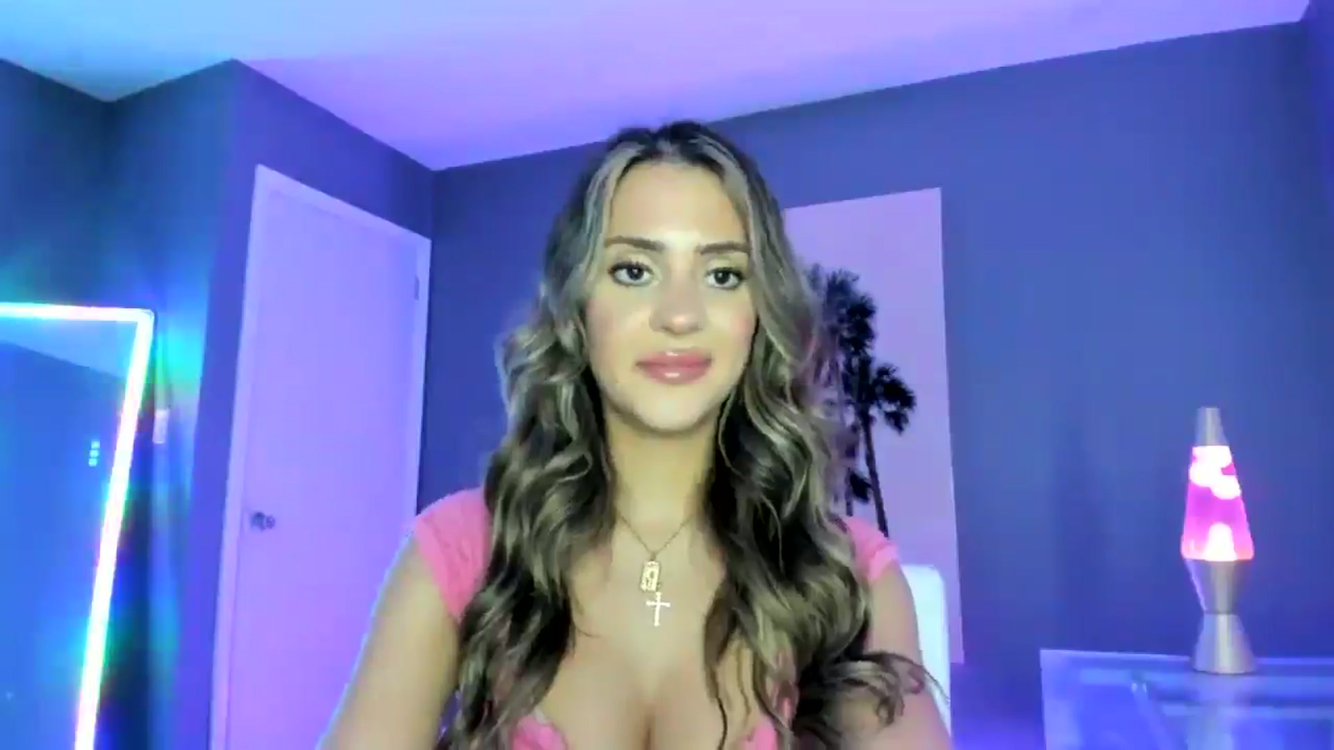 Gallery image thumbnail from SororityGirly's myfreecams stream on, 06/10/2025, 01:06 image 10 of 20