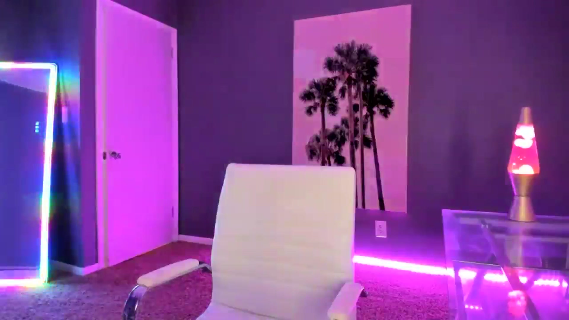 Gallery image thumbnail from SororityGirly's myfreecams stream on, 06/10/2025, 02:12 image 12 of 20