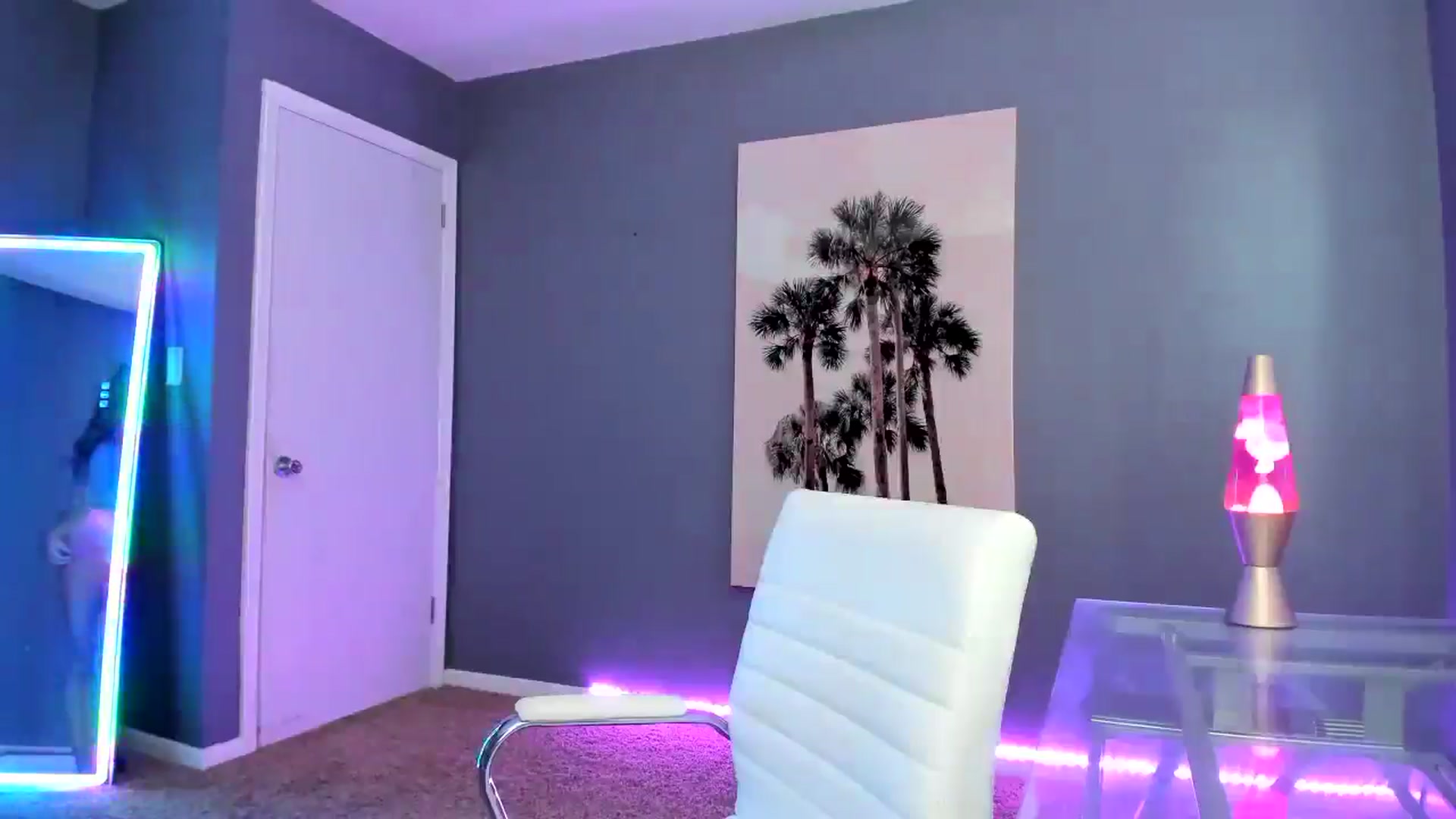 Gallery image thumbnail from SororityGirly's myfreecams stream on, 06/11/2025, 23:20 image 15 of 20
