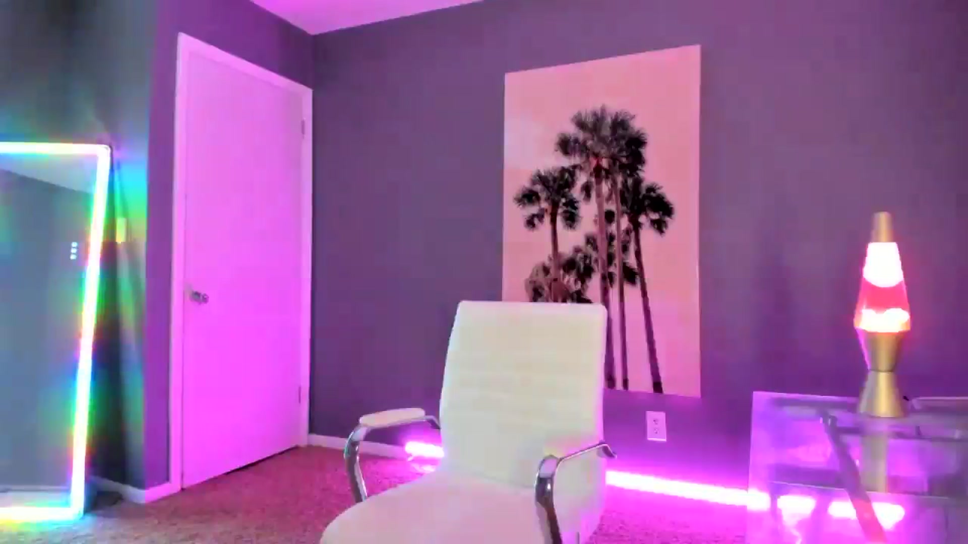 Gallery image thumbnail from SororityGirly's myfreecams stream on, 09/05/2025, 24:35 image 13 of 20