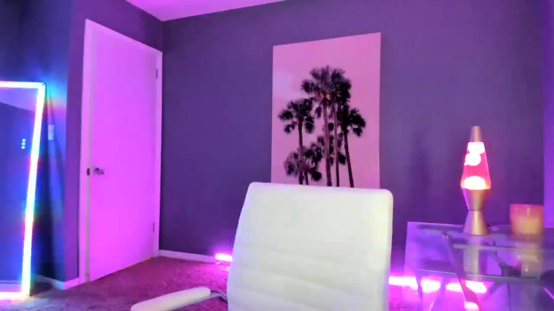 Gallery image thumbnail from SororityGirly's myfreecams stream on, 09/07/2025, 24:42 image 18 of 20