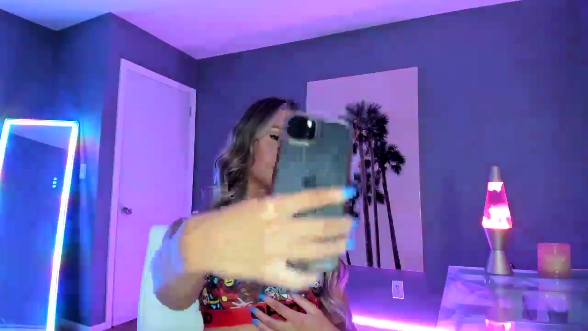 Gallery image thumbnail from SororityGirly's myfreecams stream on, 10/05/2025, 23:50 image 5 of 20