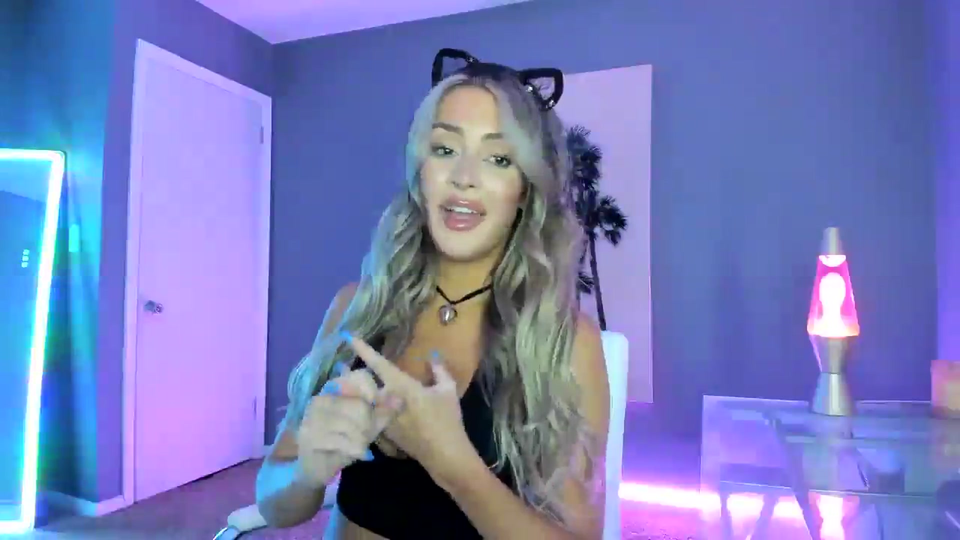 Gallery image thumbnail from SororityGirly's myfreecams stream on, 10/09/2025, 23:43 image 12 of 20