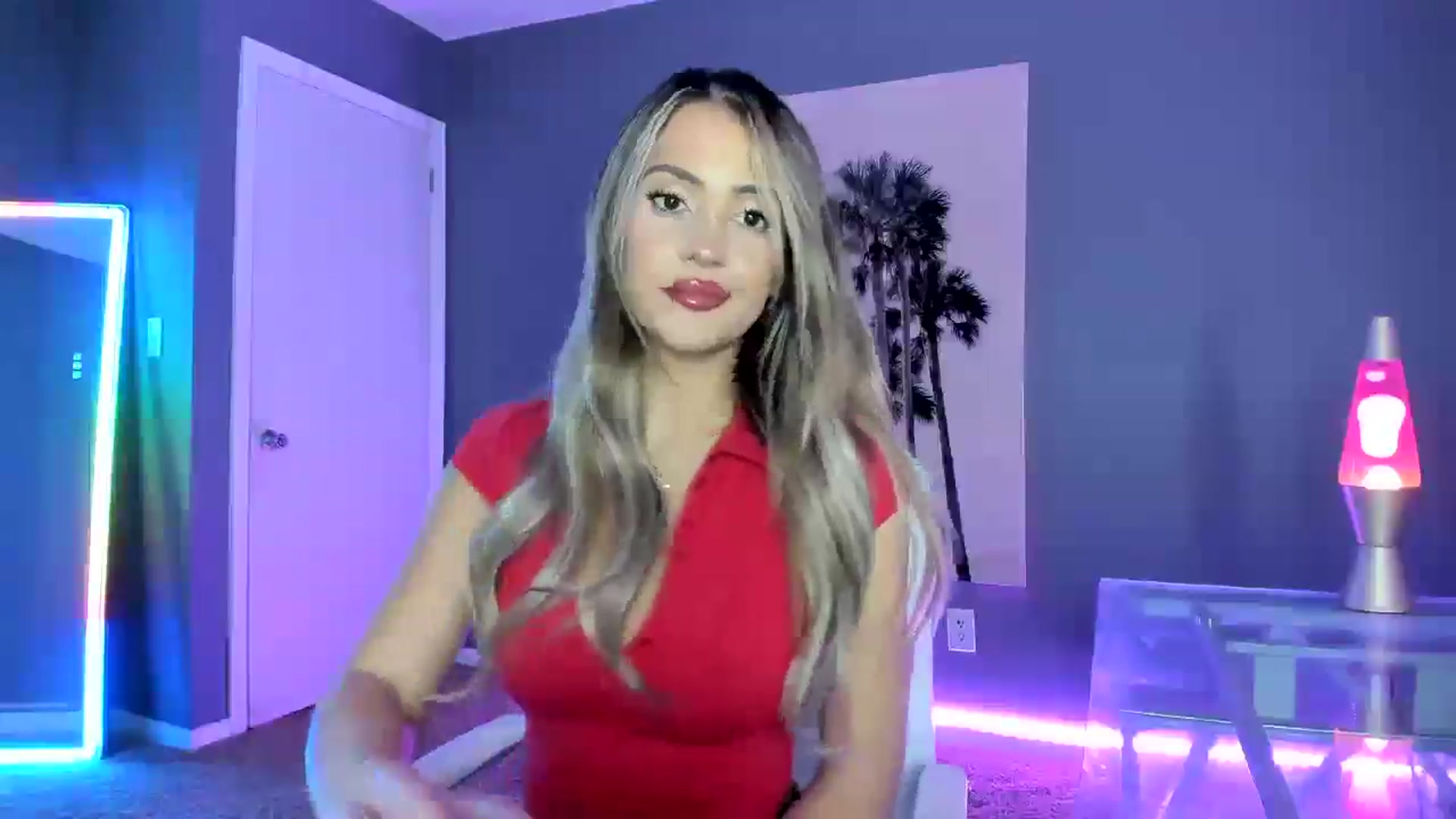 Gallery image thumbnail from SororityGirly's myfreecams stream on, 12/20/2025, 02:23 image 16 of 20