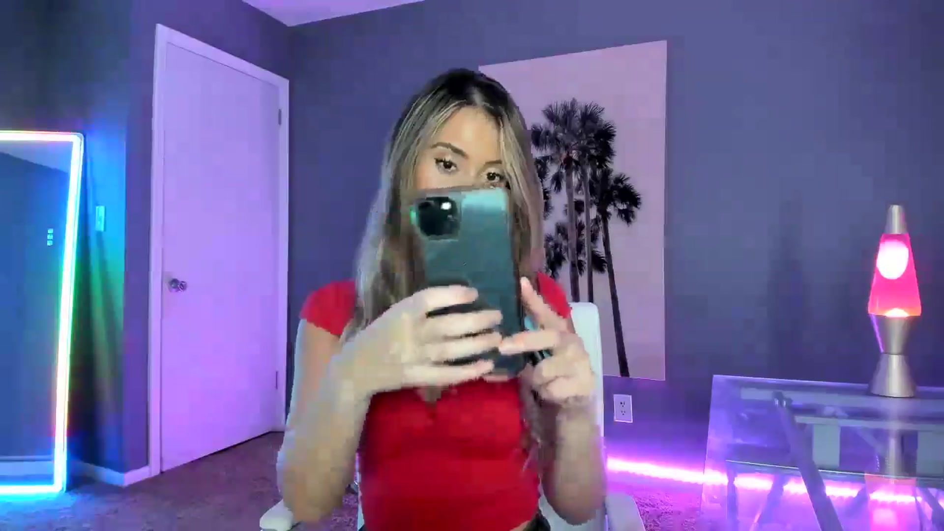 Gallery image thumbnail from SororityGirly's myfreecams stream on, 12/20/2025, 02:23 image 8 of 20