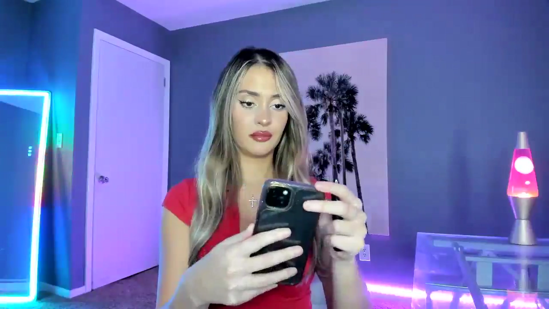 Gallery image thumbnail from SororityGirly's myfreecams stream on, 12/20/2025, 02:23 image 3 of 20