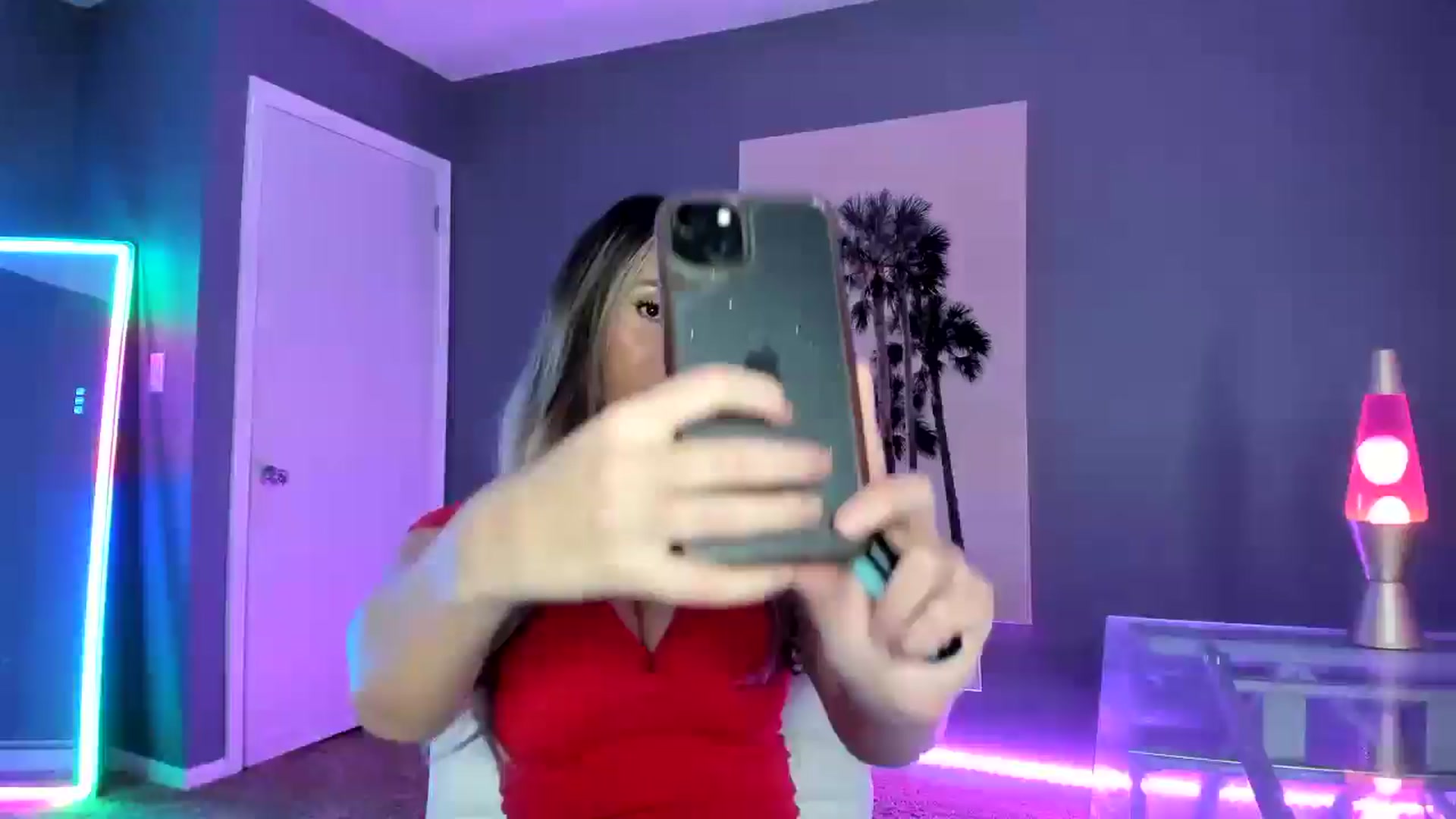 Gallery image thumbnail from SororityGirly's myfreecams stream on, 12/20/2025, 02:23 image 4 of 20