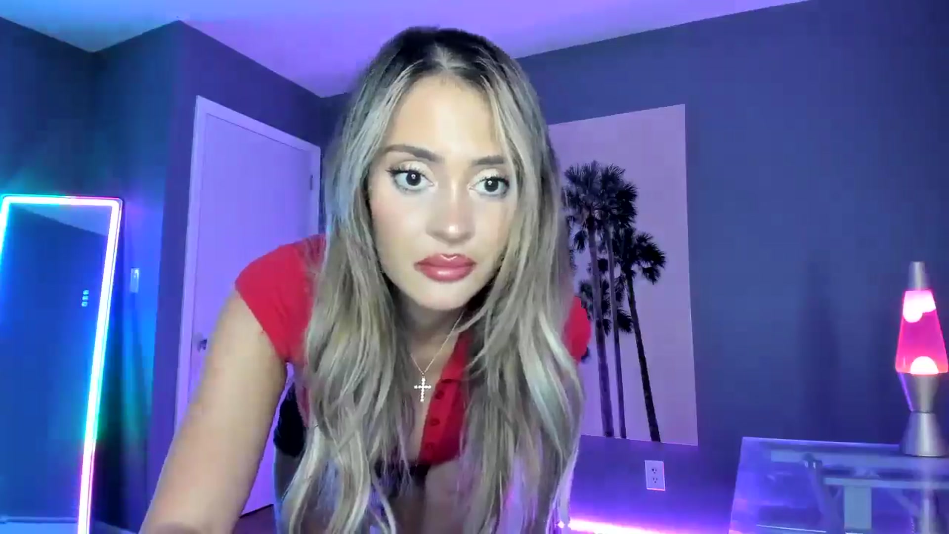 Gallery image thumbnail from SororityGirly's myfreecams stream on, 12/20/2025, 03:05 image 13 of 20